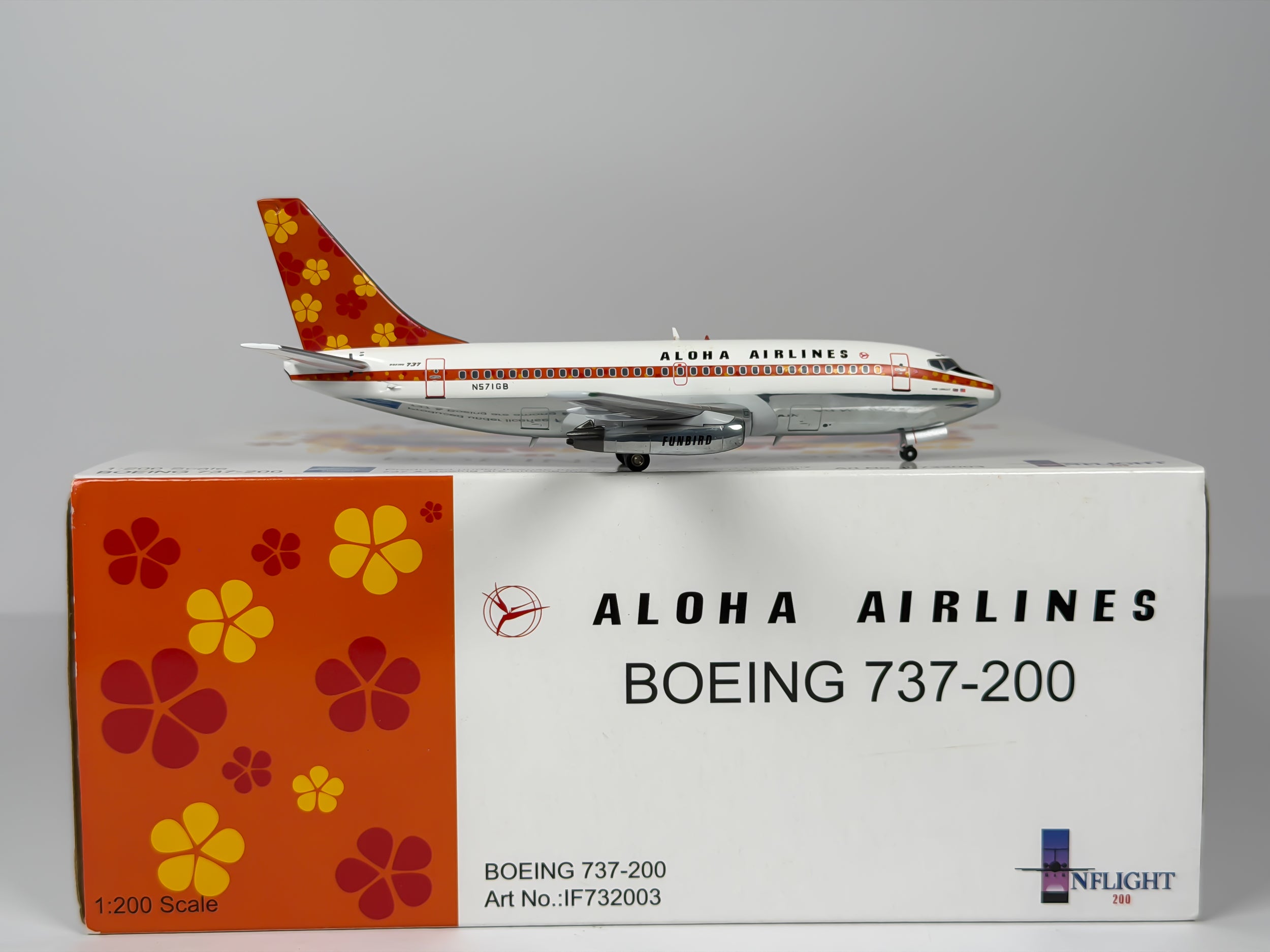 Aloha Airlines Boeing 737-200 1:200 Inflight200 N571GB (IF732003)
