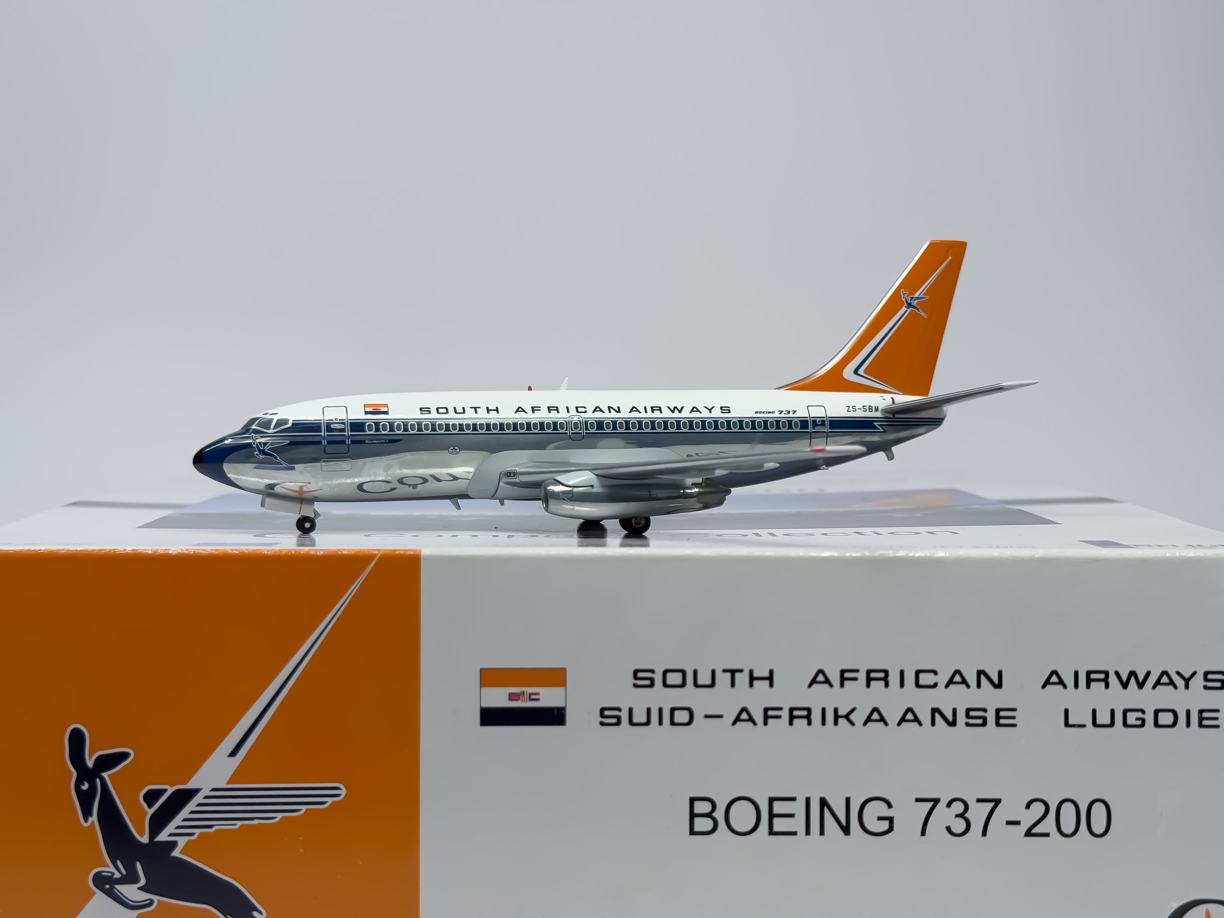 South African Airways Boeing 737-200 1:200 Inflight200 ZS-SBM (IF732008)