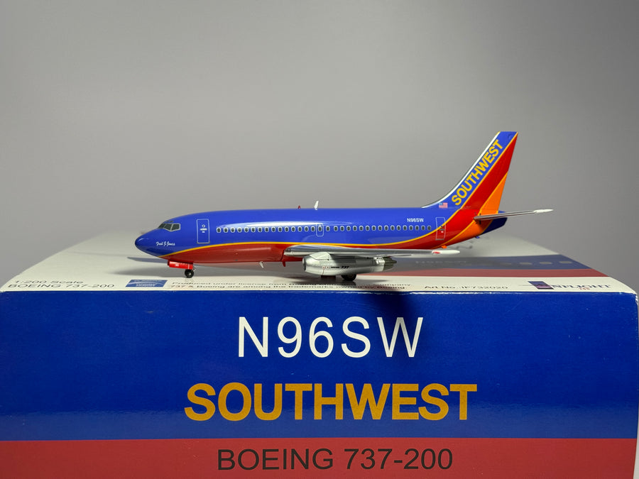 Inflight200 1:200 Southwest Boeing 737-200 N96SW Canyon Blue IF732020
