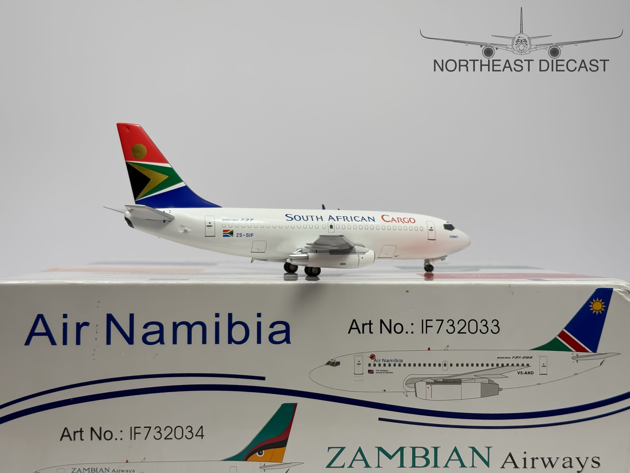 South African Cargo Boeing 737-200 1:200 Inflight200 ZS-SIF (IF732036)