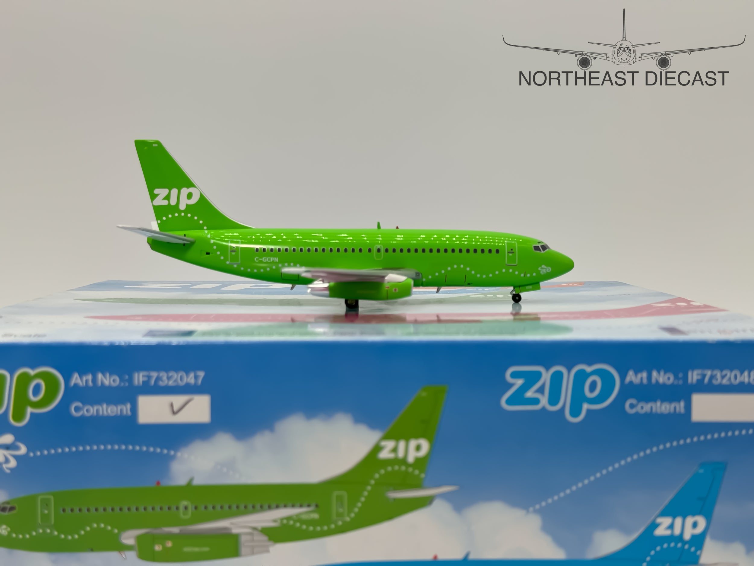 Zip Boeing 737-200 1:200 Inflight200 C-GCPN (IF732047)