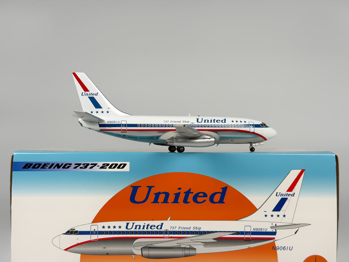 United Airlines Boeing 737-200 1:200 InFlight200 N9061U (IF732US1022P)