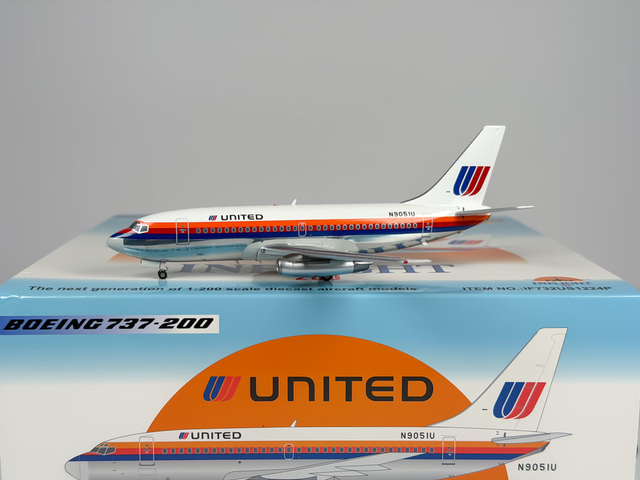 United Airlines Boeing 737-200 1:200 Inflight200 N9051U (IF732US1224P)