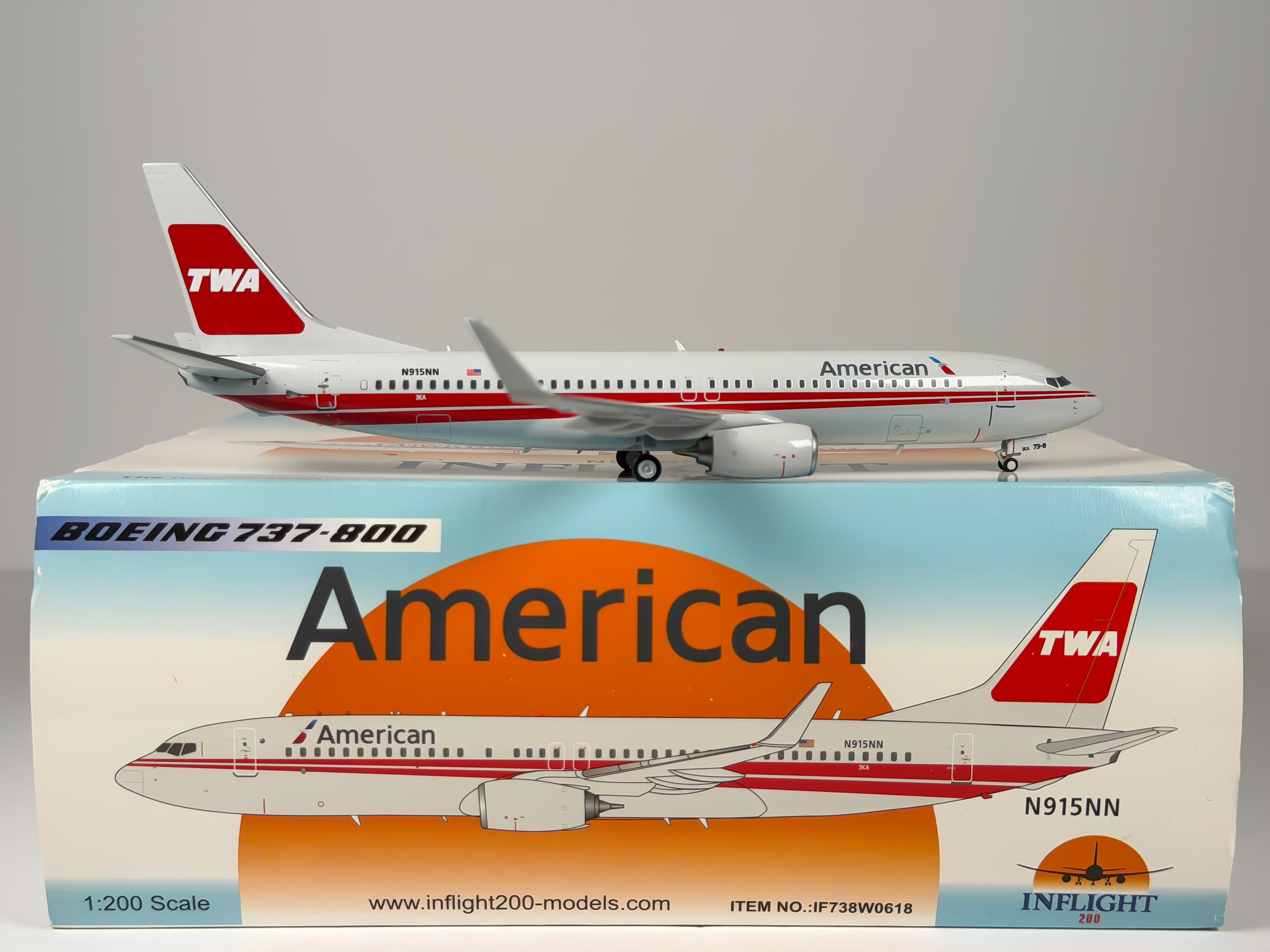 American Airlines Boeing 737-800 1:200 Inflight200 N915NN (IF738W0618)