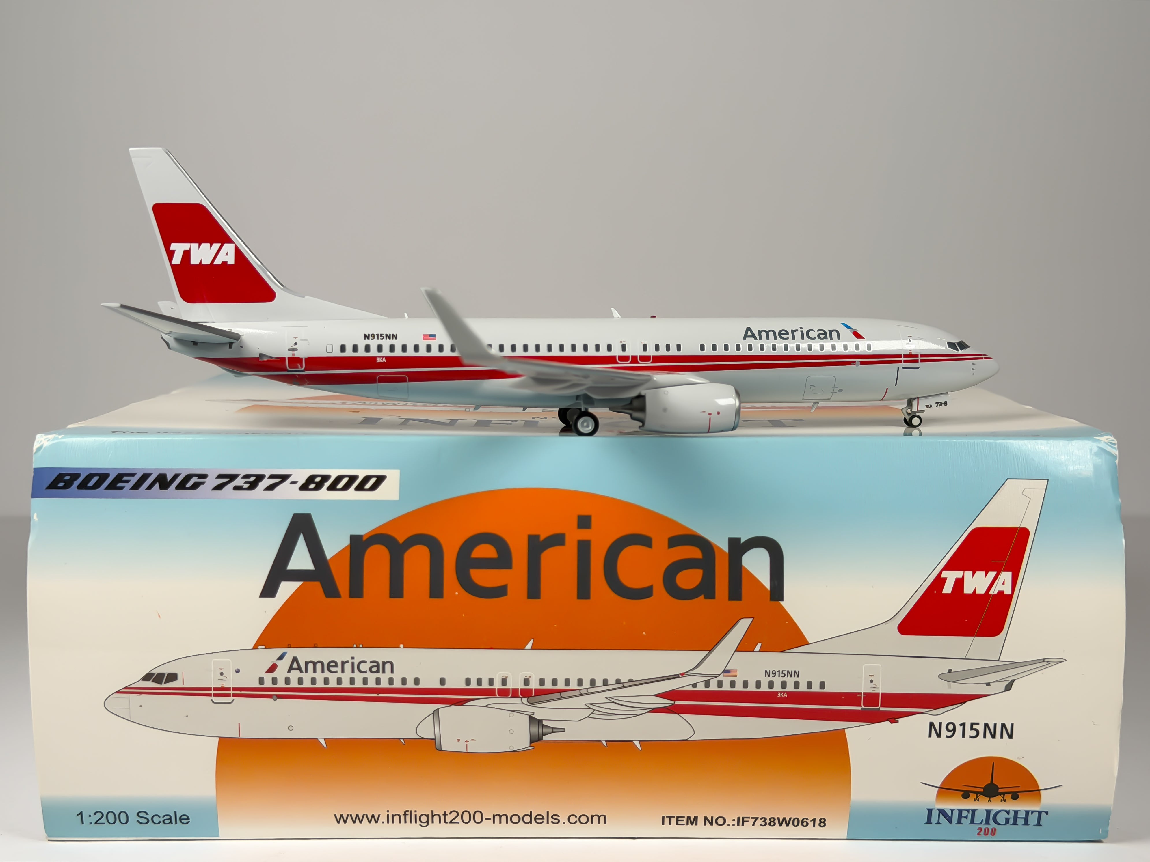 American Airlines Boeing 737-800 1:200 Inflight200 N915NN (IF738W0618)