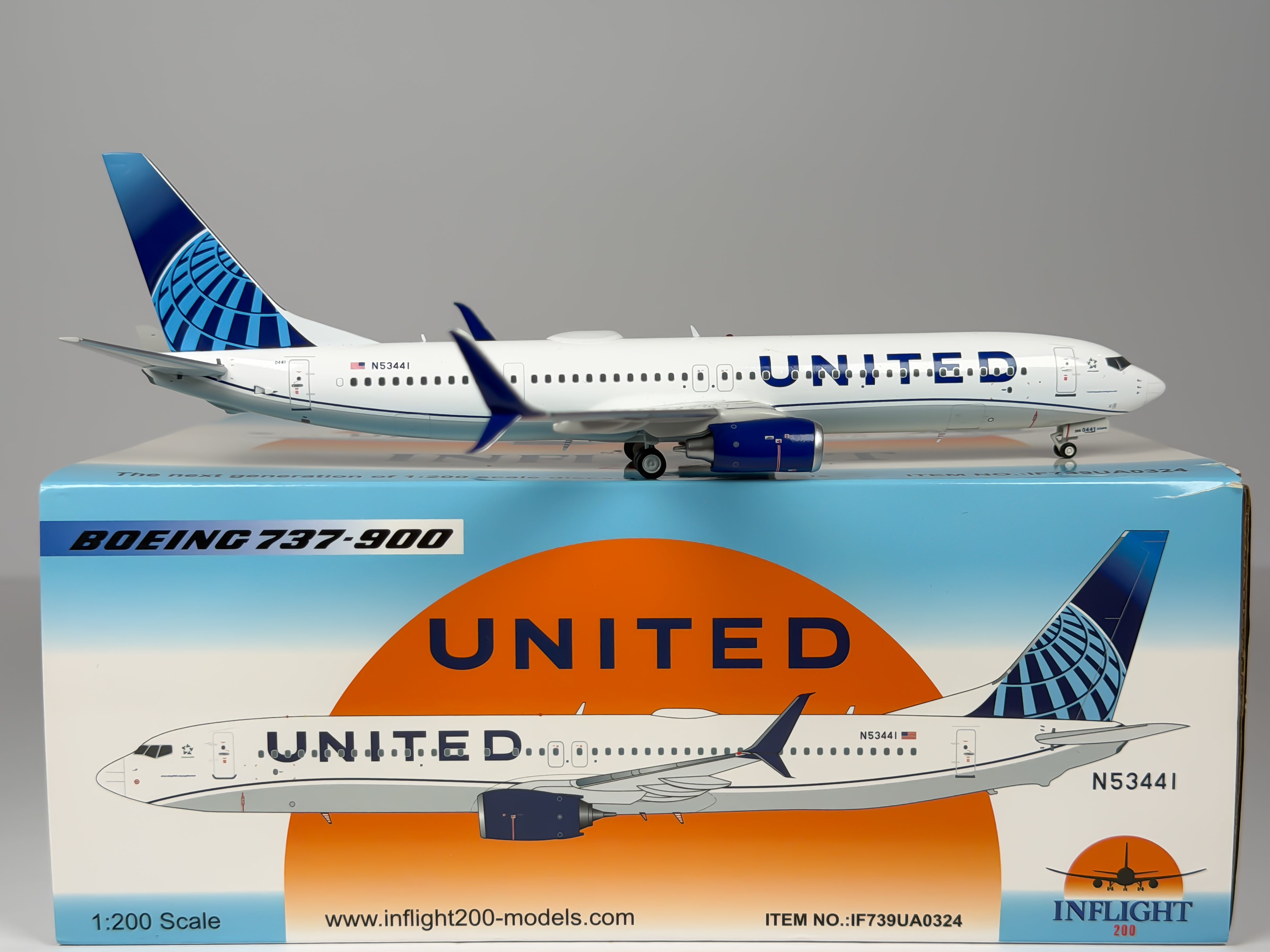 United Airlines Boeing 737-900ER 1:200 Inflight200 N53441 (IF739UA0324)