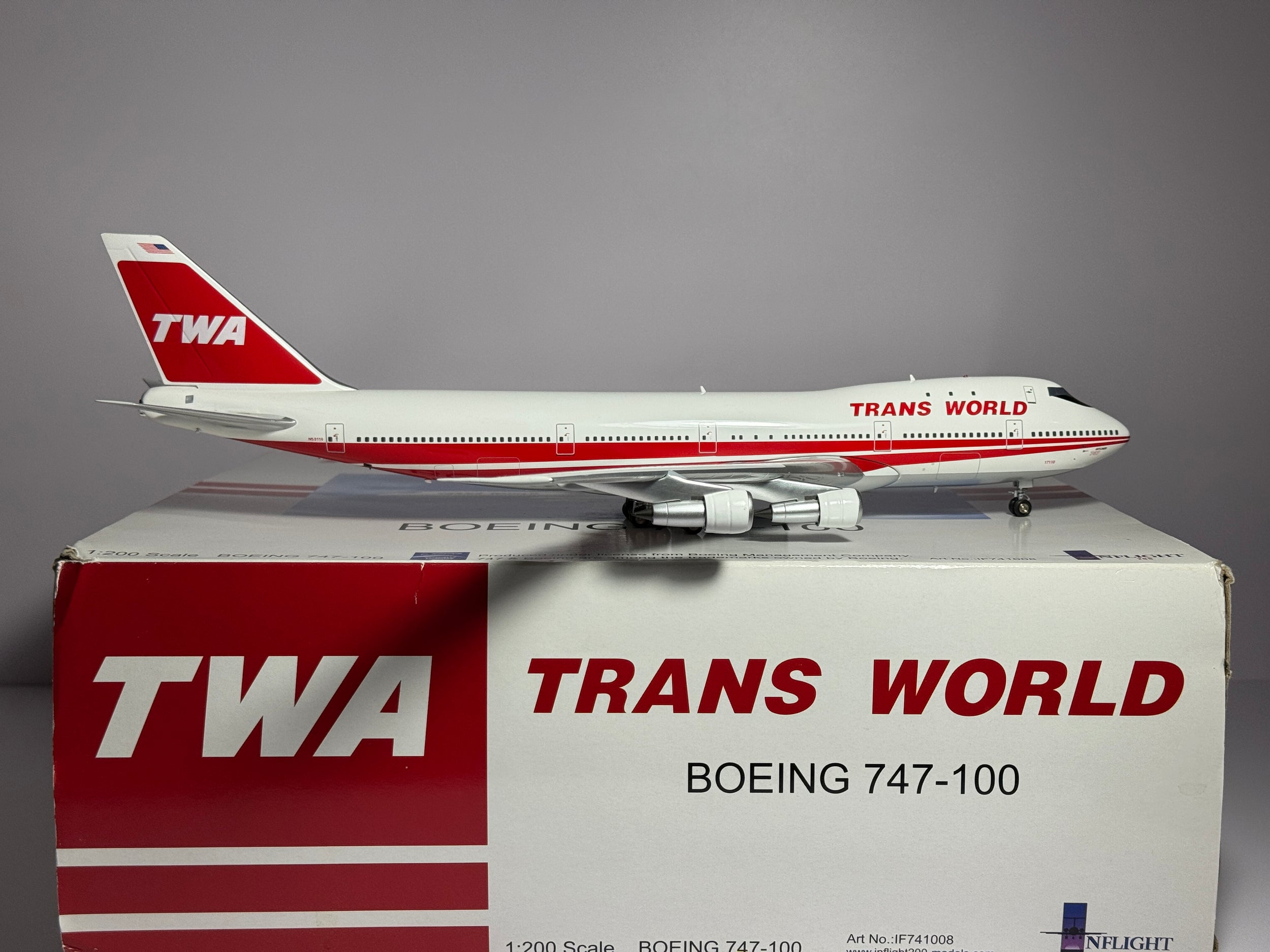Inflight200 1:200 TWA Trans World Boeing 747-100 N53110 Dual Stripes IF741008