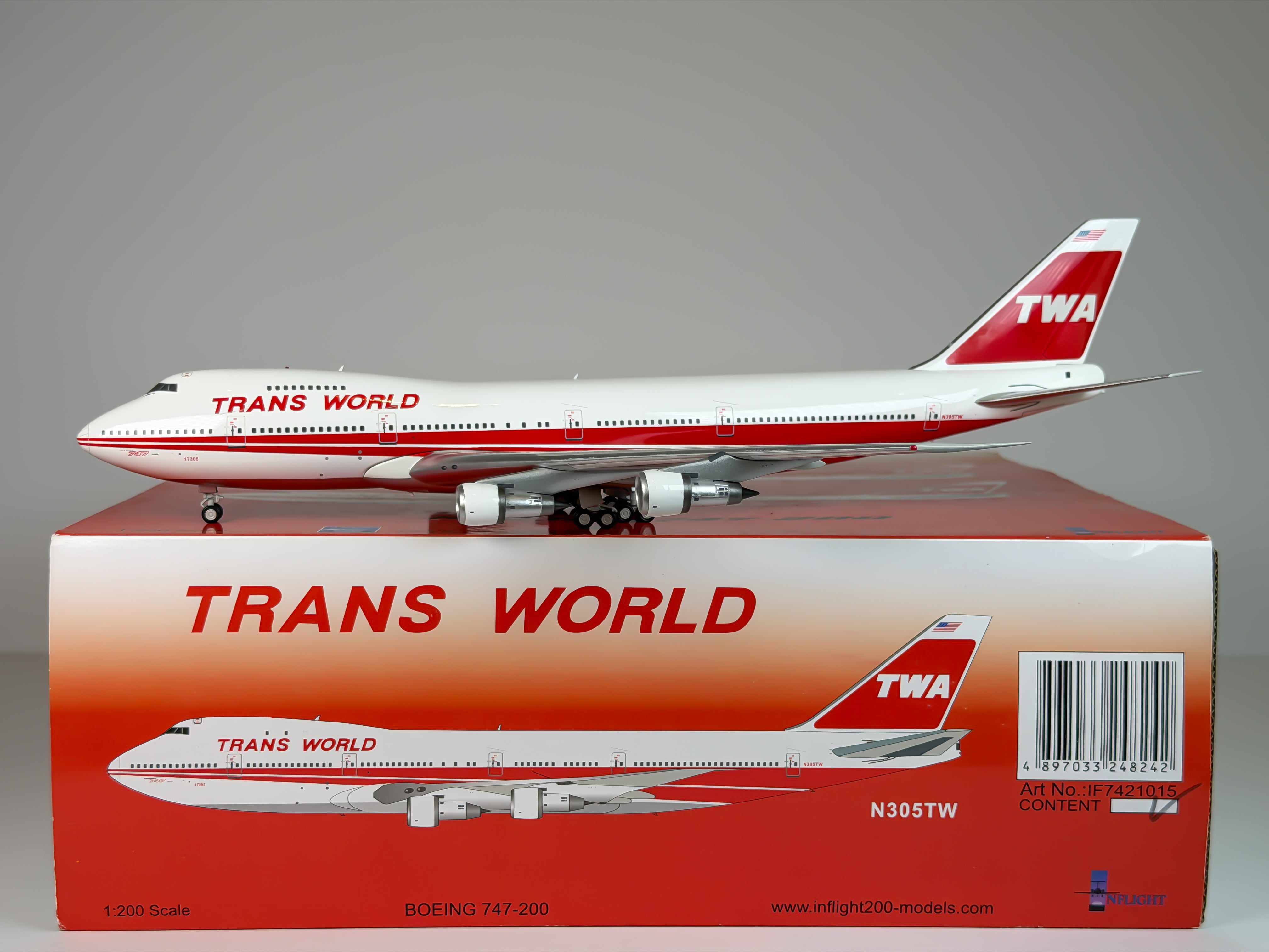 Trans World Airlines (TWA) Boeing 747-200 1:200 Inflight200 N305TW (IF7421015)