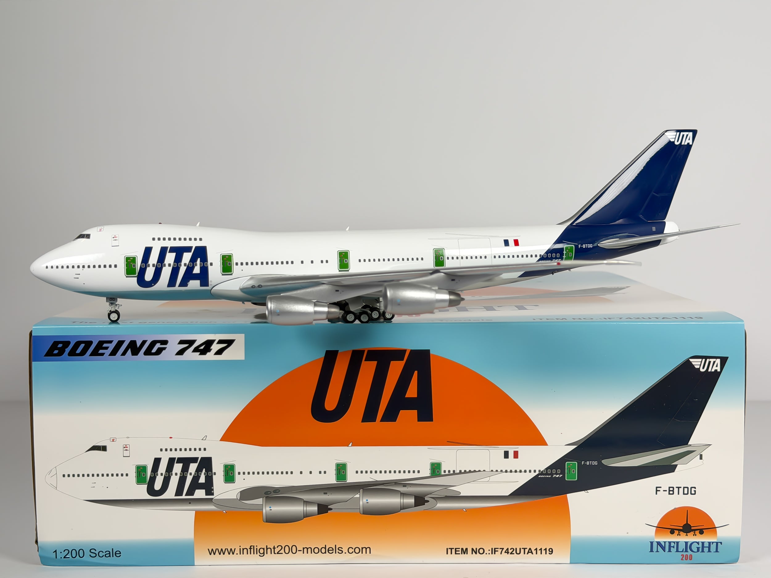 Union de Transports Aeriens (UTA) Boeing 747-200 1:200 Inflight200 F-BTDG (IF742UTA1119)