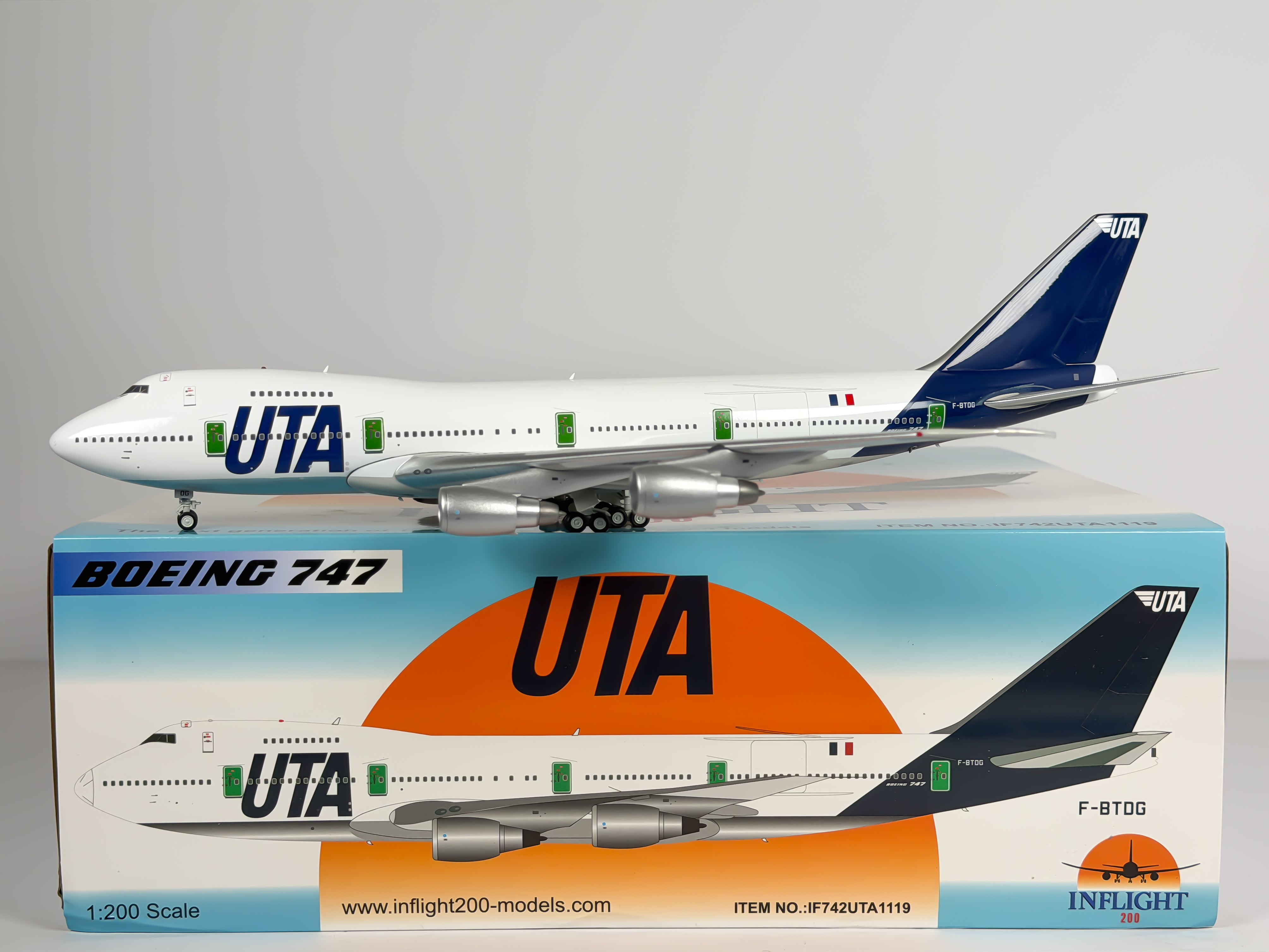 Union de Transports Aeriens (UTA) Boeing 747-200 1:200 Inflight200 F-BTDG (IF742UTA1119)