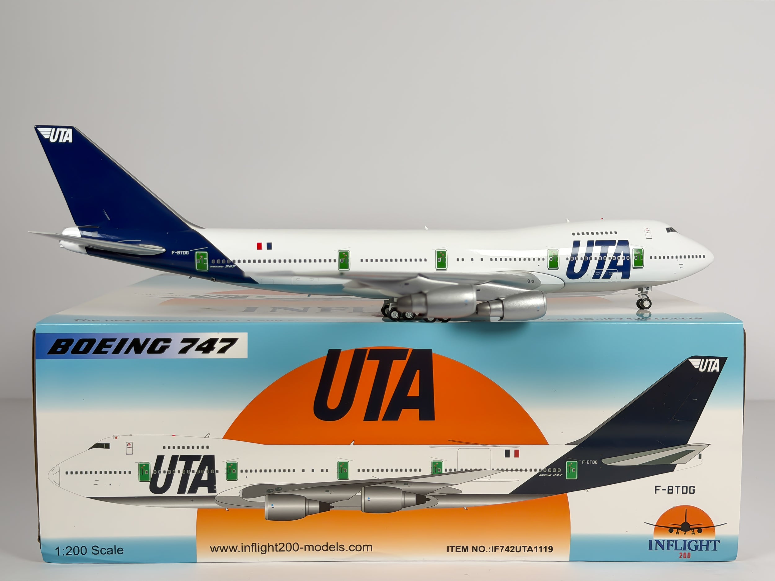 Union de Transports Aeriens (UTA) Boeing 747-200 1:200 Inflight200 F-BTDG (IF742UTA1119)