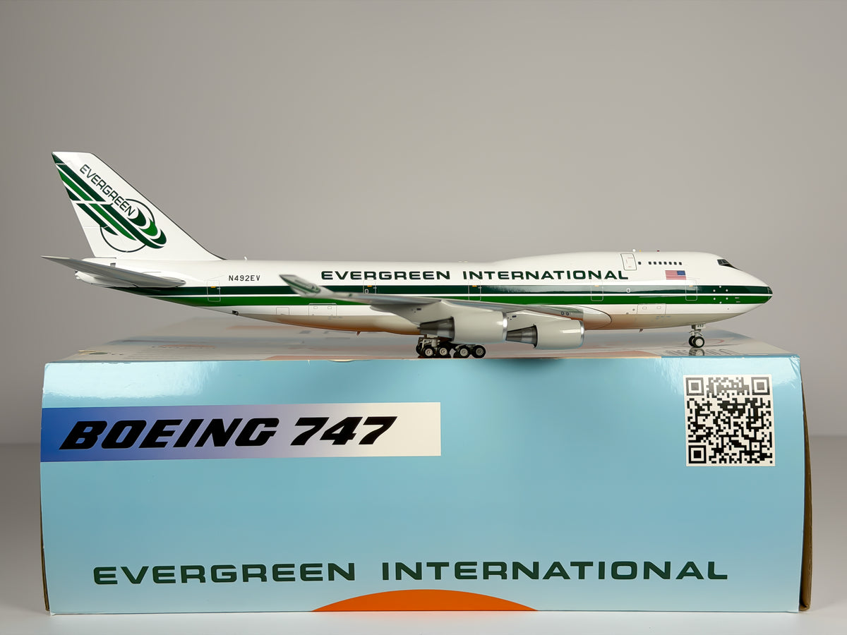Evergreen International Boeing 747-400F 1:200 Inflight200 N492EV (IF744EZ0519)