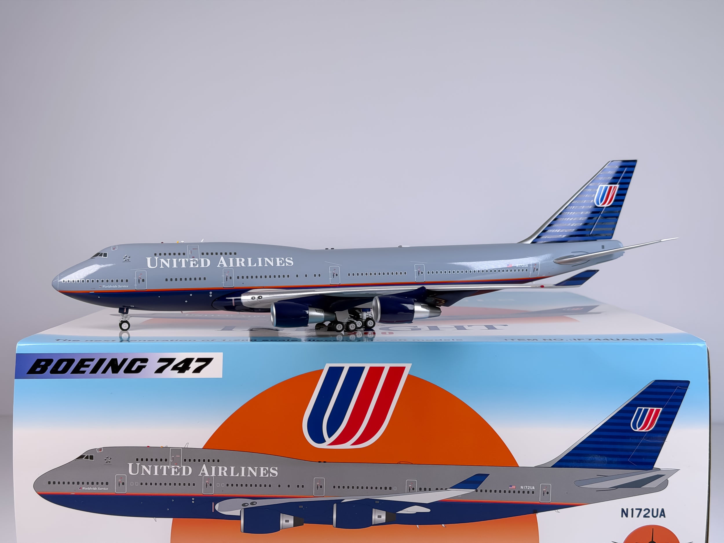United Airlines Boeing 747-400 1:200 Inflight200 N172UA (IF744UA0519)