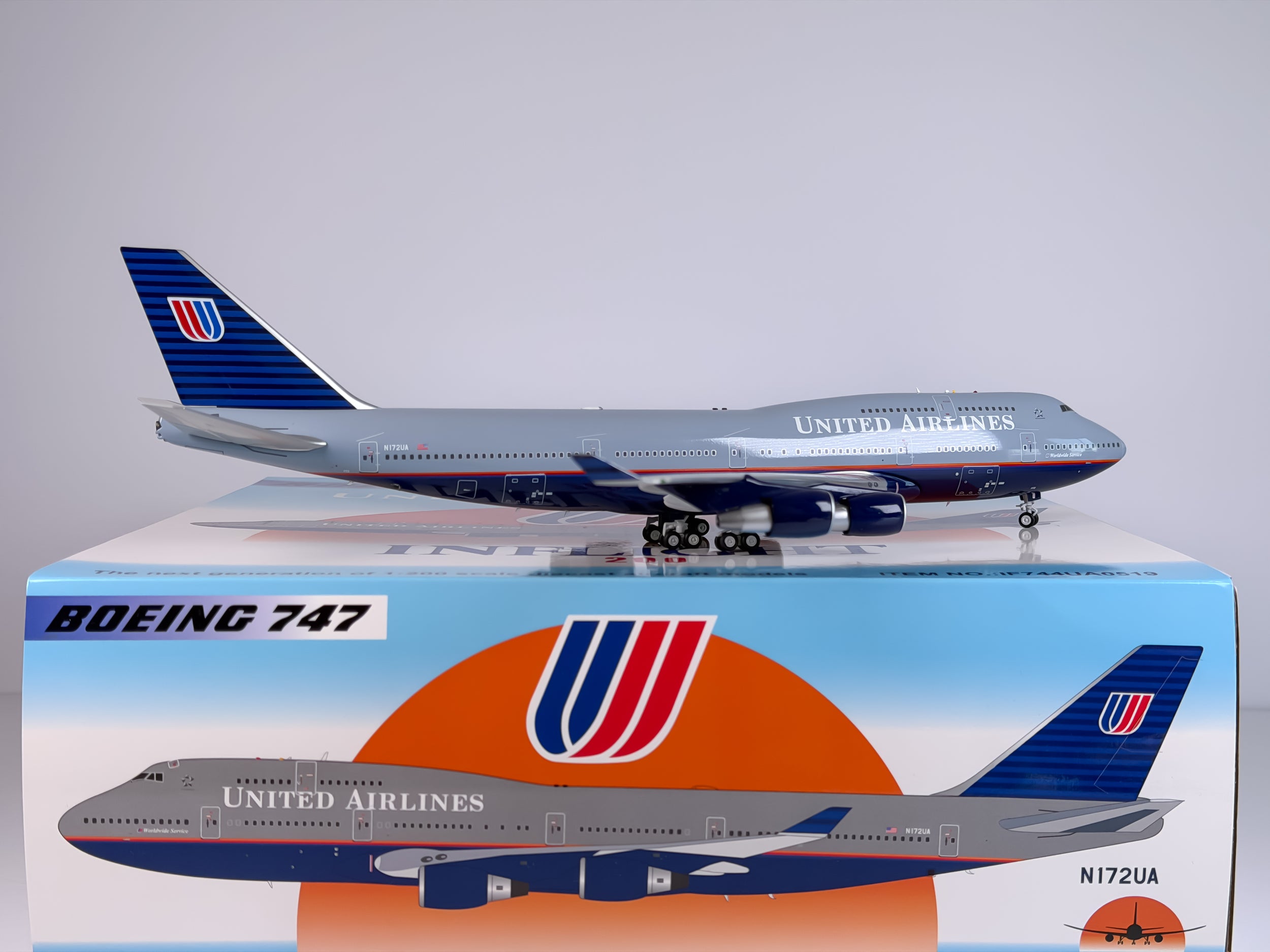 United Airlines Boeing 747-400 1:200 Inflight200 N172UA (IF744UA0519)