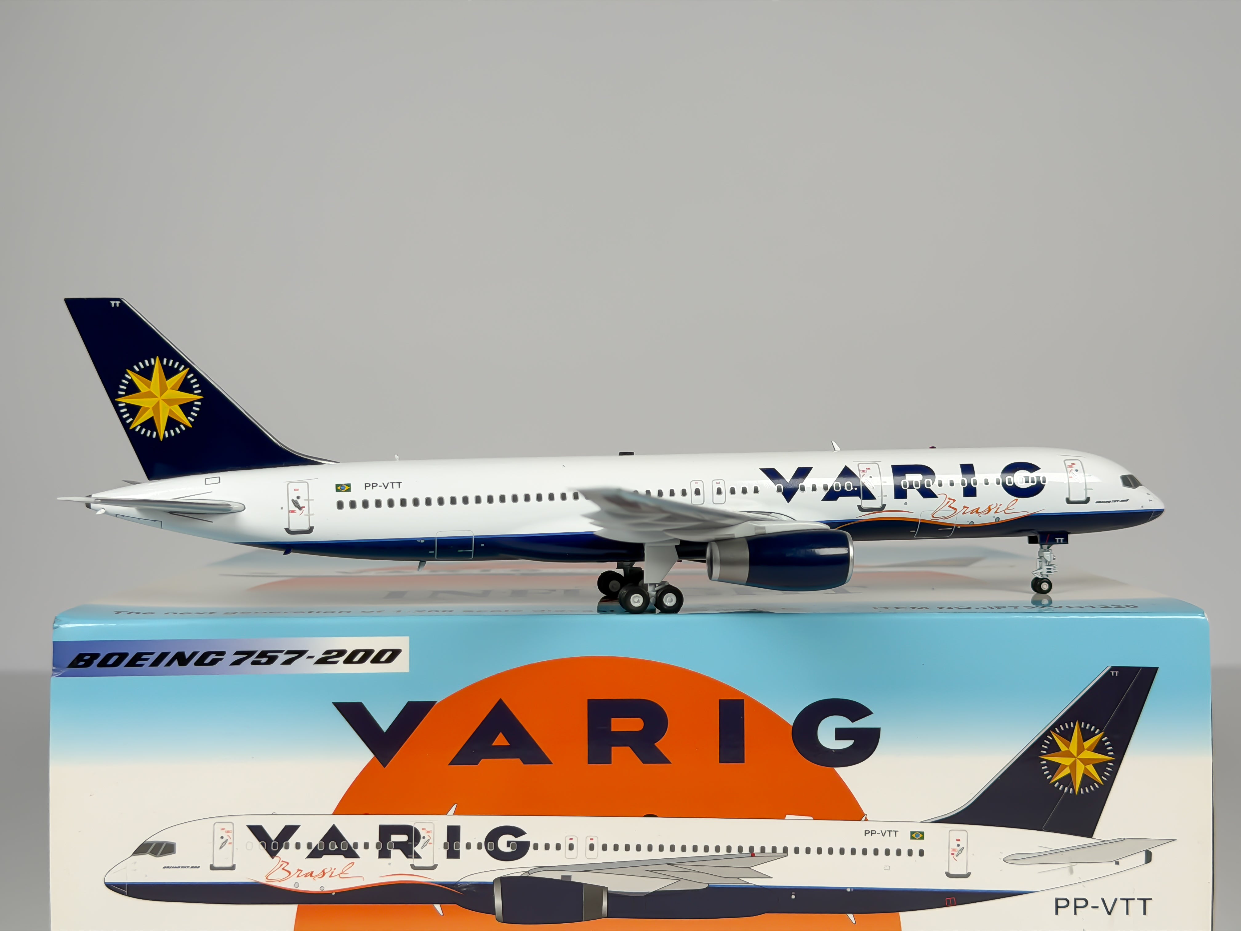 VARIG Boeing 757-200 1:200 Inflight200 PP-VTT (IF752VG1220)