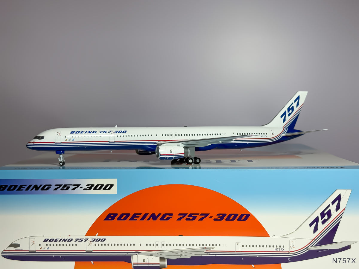 House Colors Boeing 757-300 1:200 Inflight200 N757X (IF753757X)