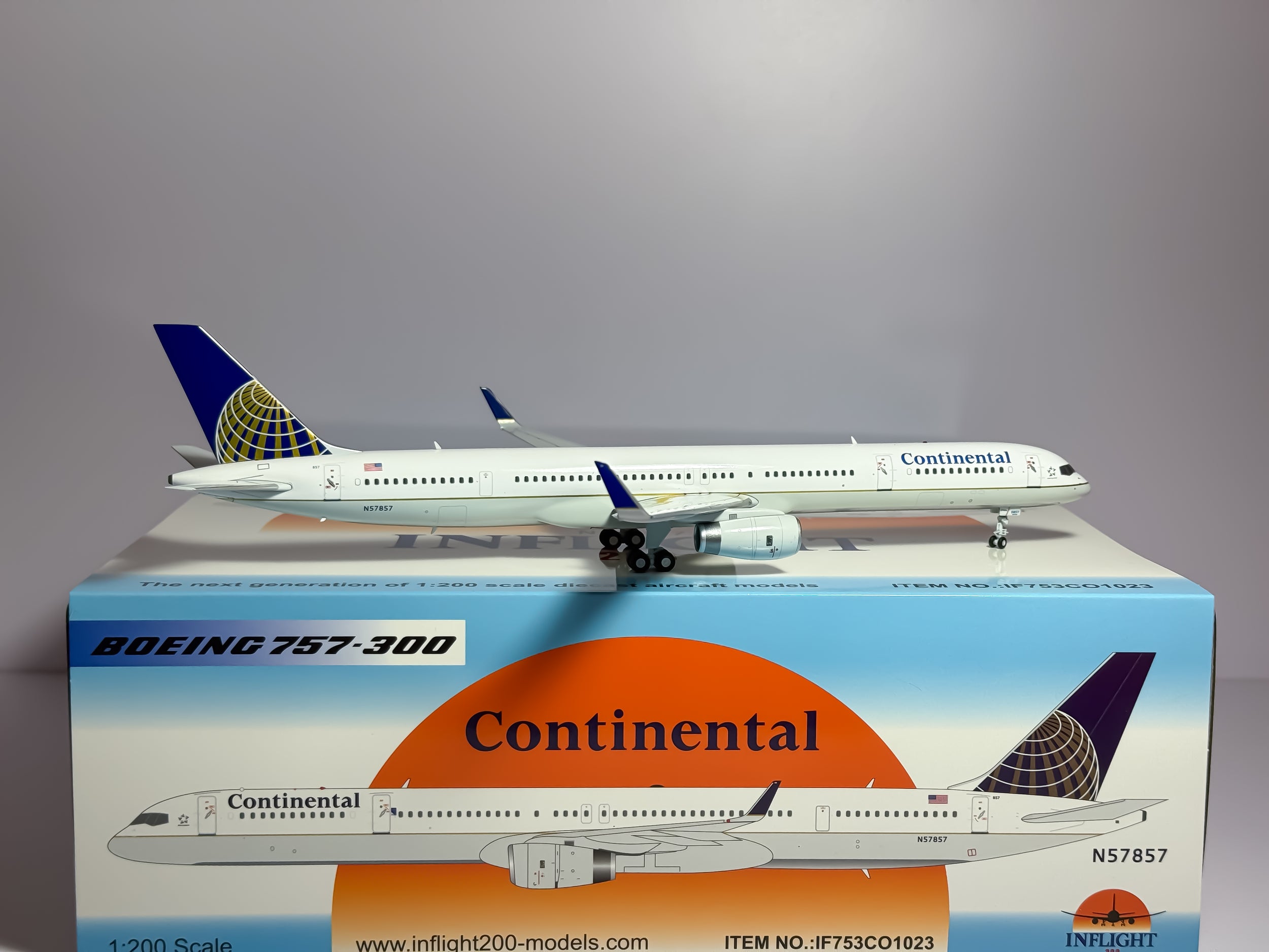 Continental Airlines Boeing 757-300 1:200 Inflight200 N57857 (IF753CO1023)