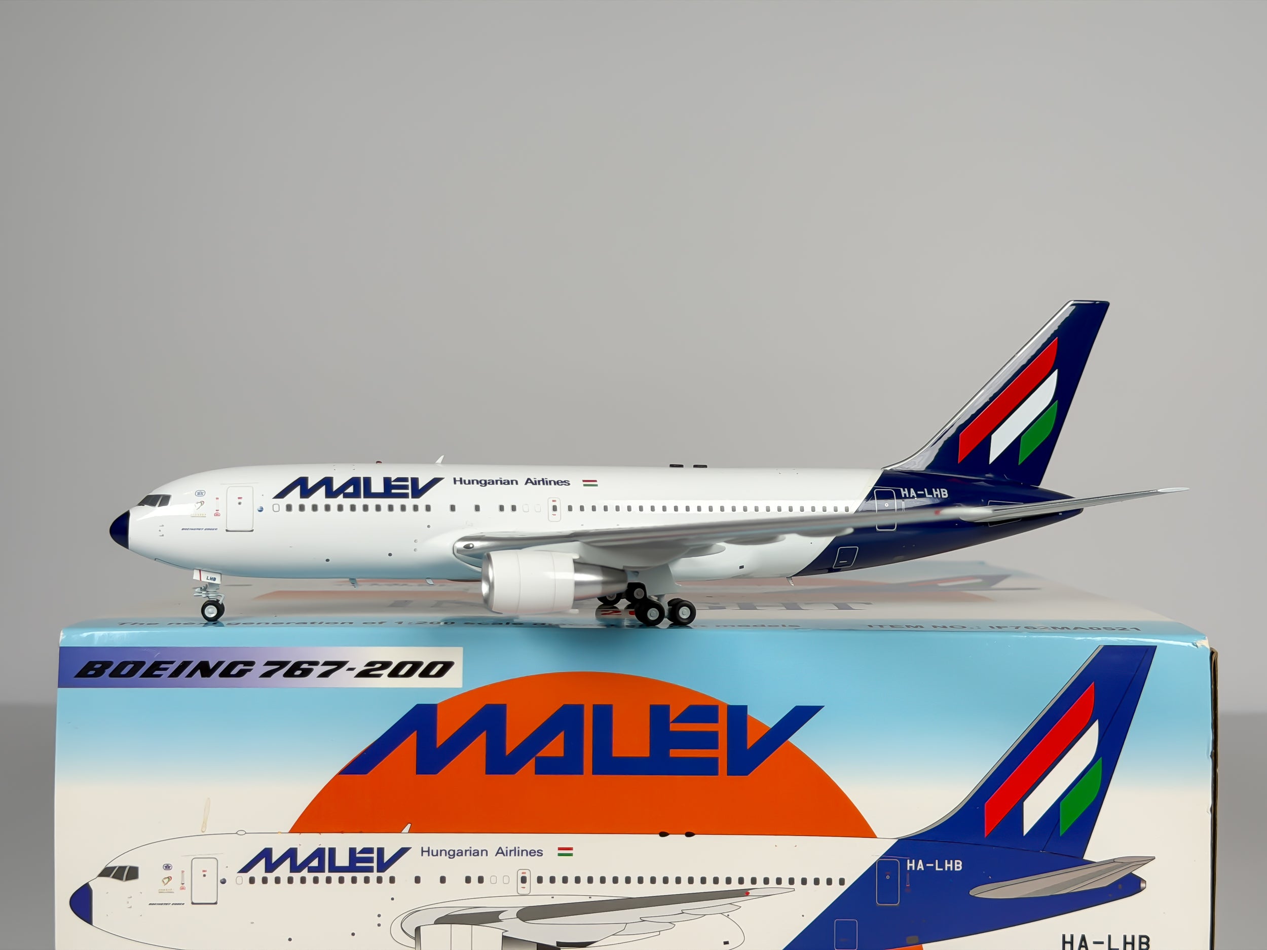 Malev Boeing 767-200 1:200 Inflight200 HA-LHB (IF762MA0521)