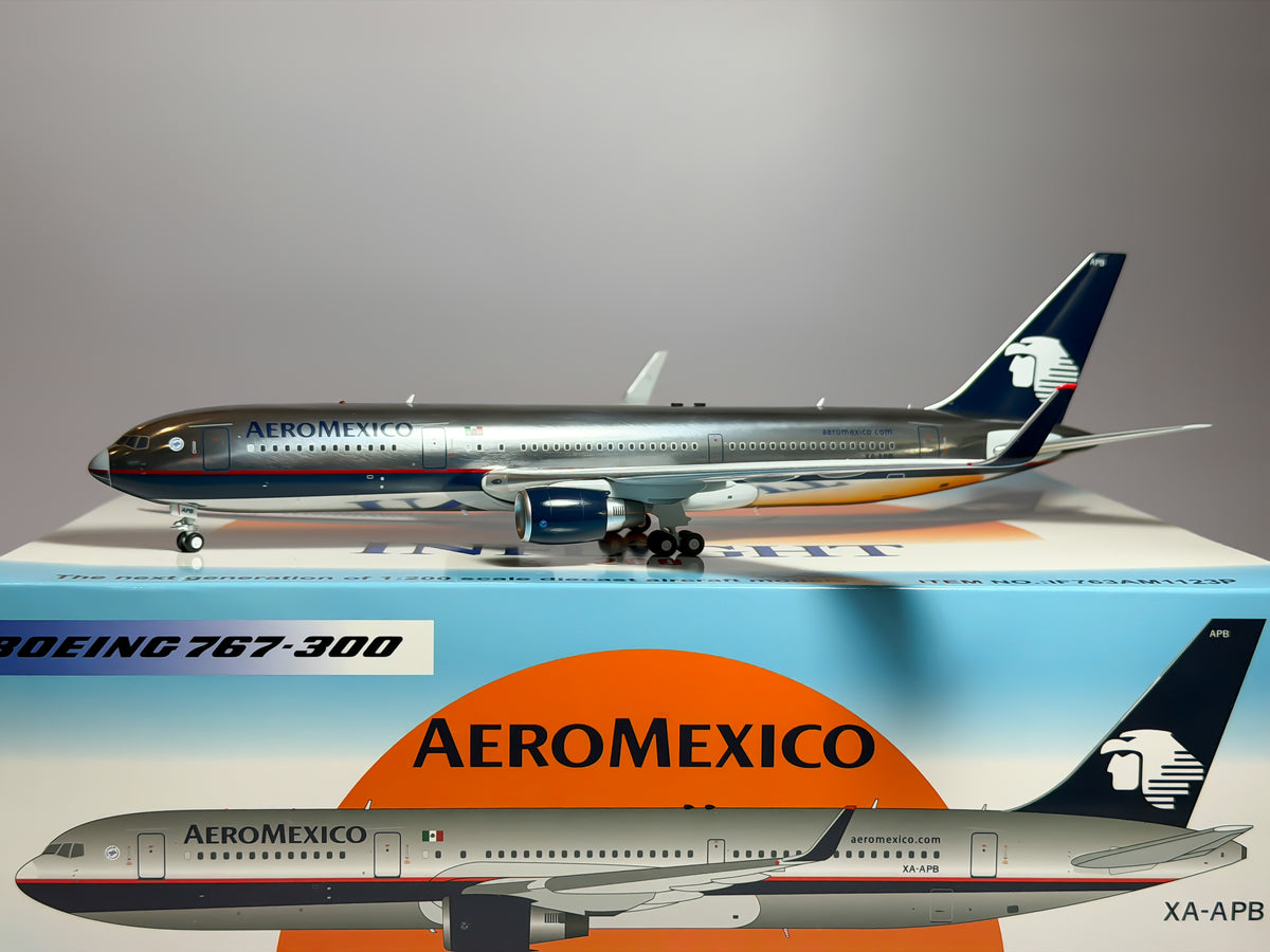 AeroMexico Boeing 767-300ER 1:200 Inflight200 XA-APB (IF763AM1123P)