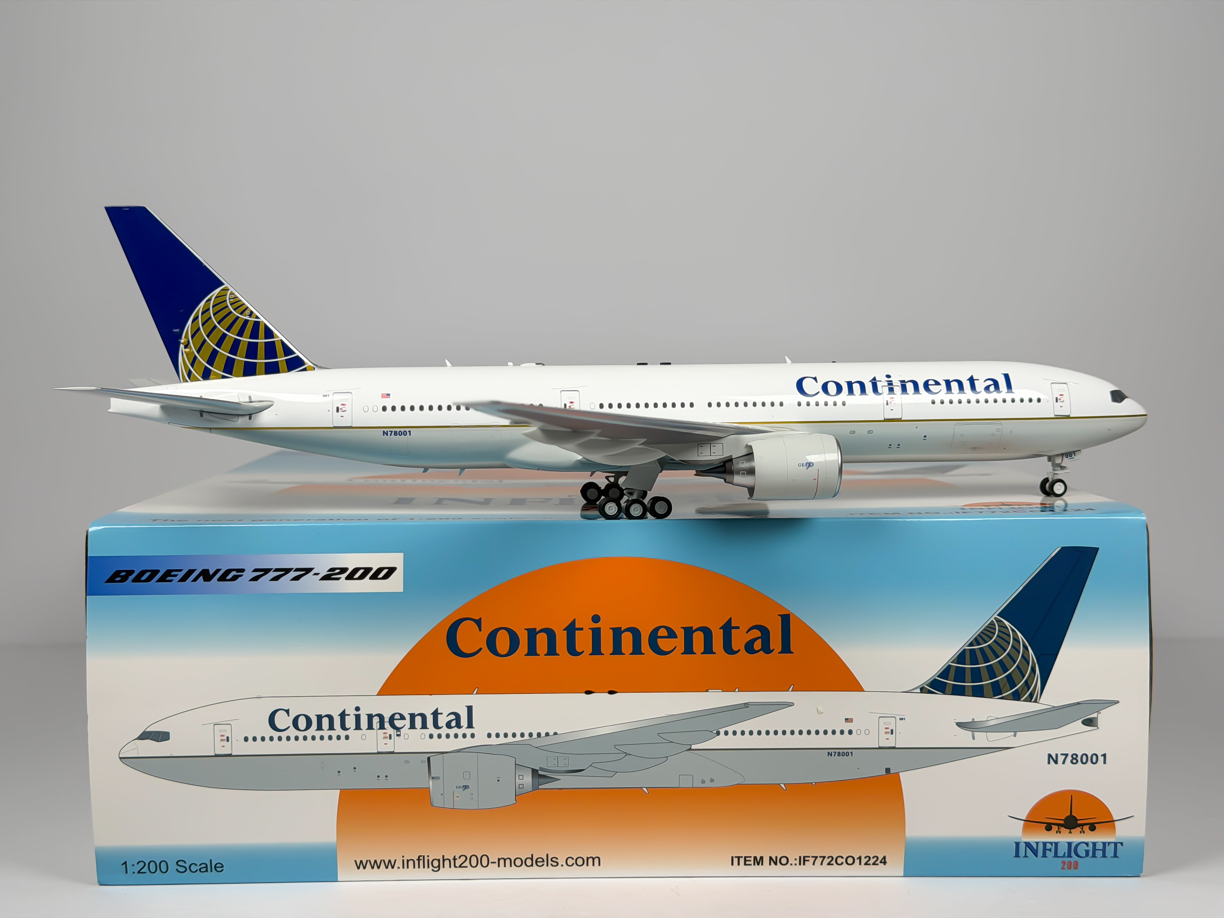 Continental Airlines Boeing 777-200 1:200 Inflight200 N78001 (IF772CO1224)