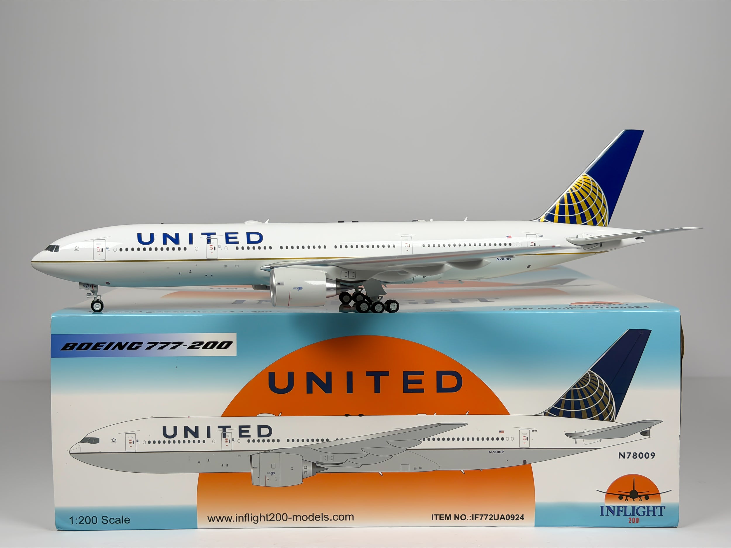 United Airlines Boeing 777-200 1:200 Inflight200 N78009 (IF772UA0924)
