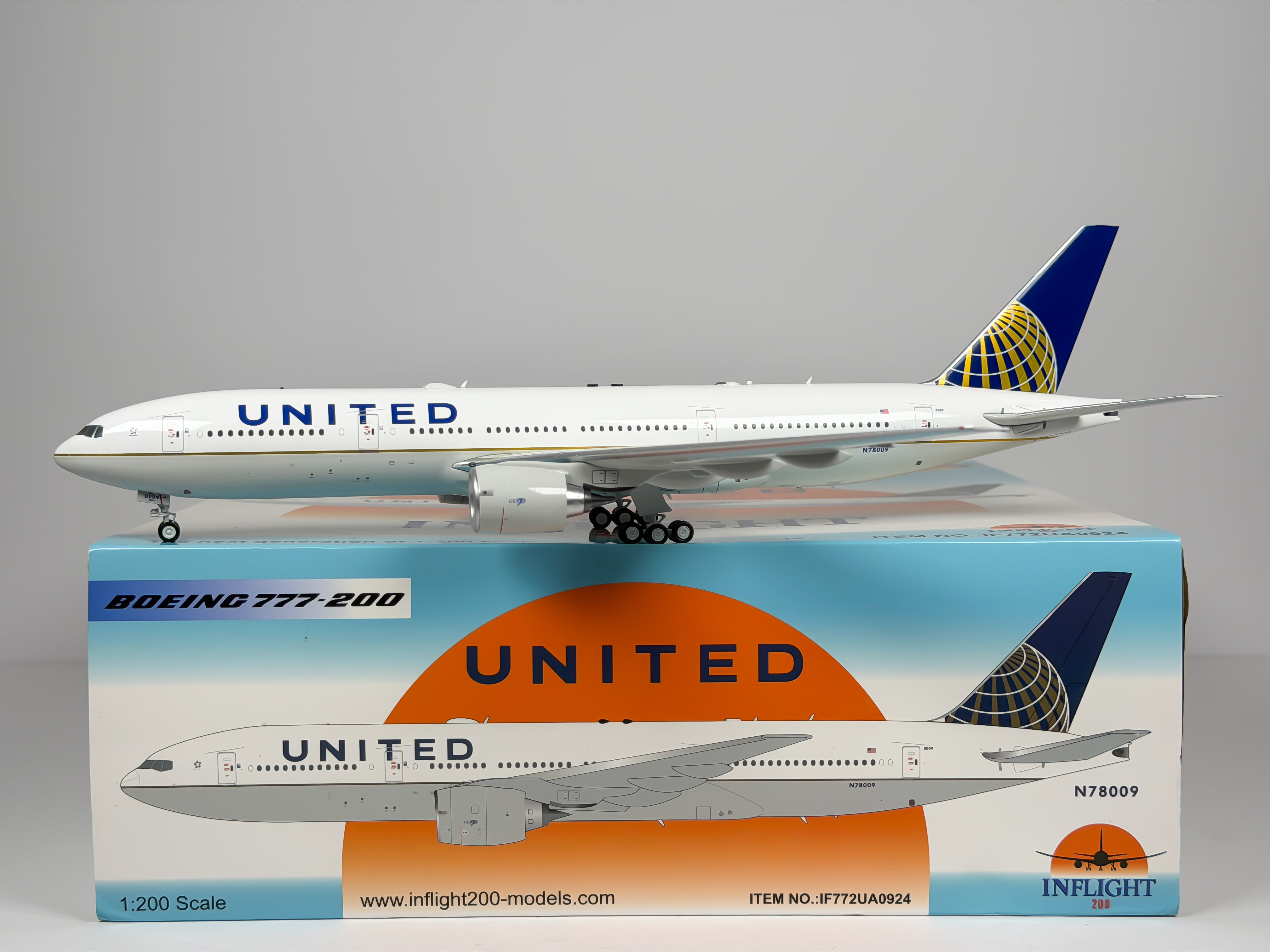 United Airlines Boeing 777-200 1:200 Inflight200 N78009 (IF772UA0924)