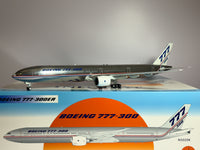 Boeing House Boeing 777-300ER 1:200 Inflight200 N5020K (IF773HOUSE-PW-P)