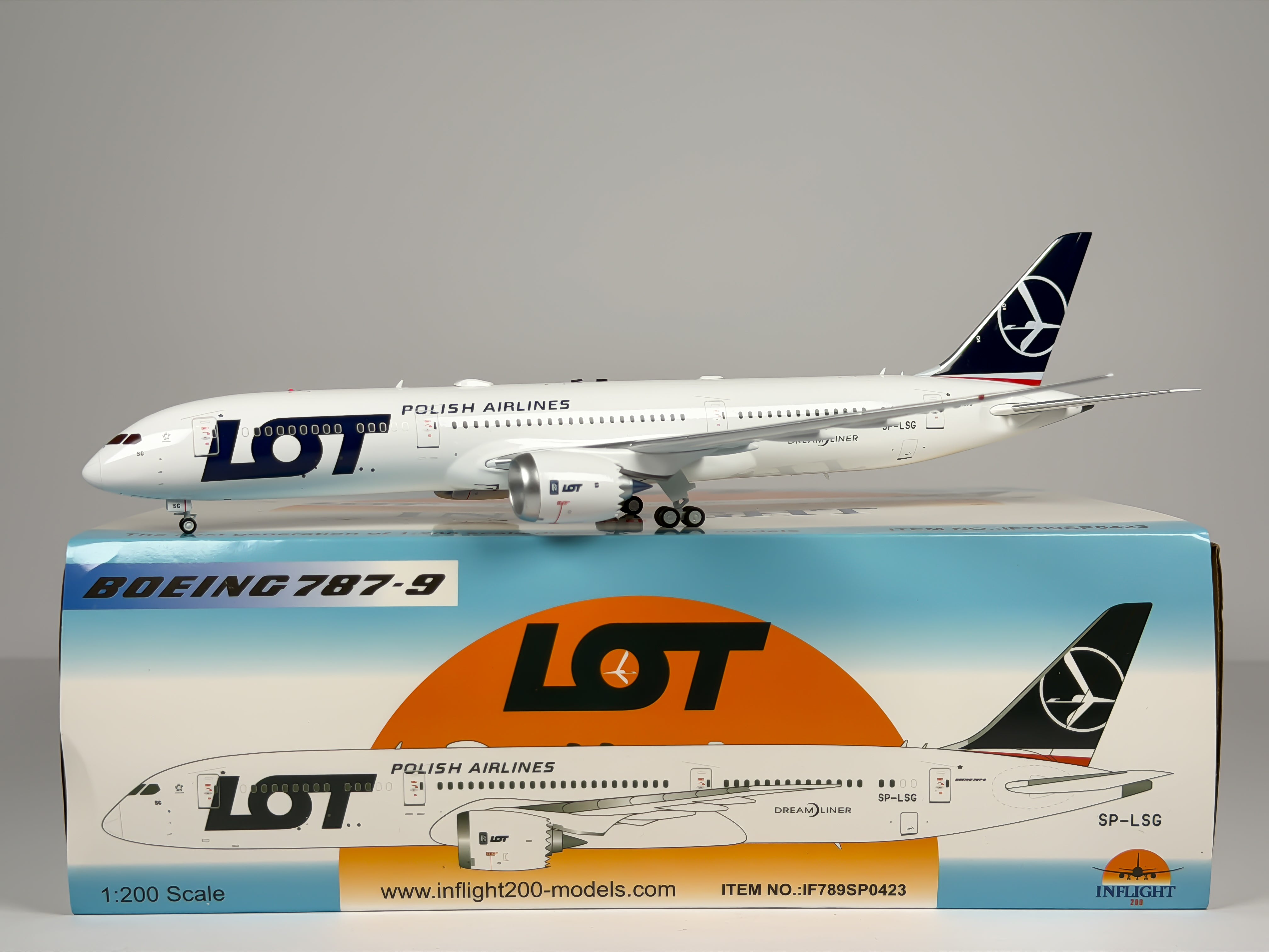 LOT Polish Airlines Boeing 787-9 1:200 Inflight200 SP-LSG (IF789SP0423)