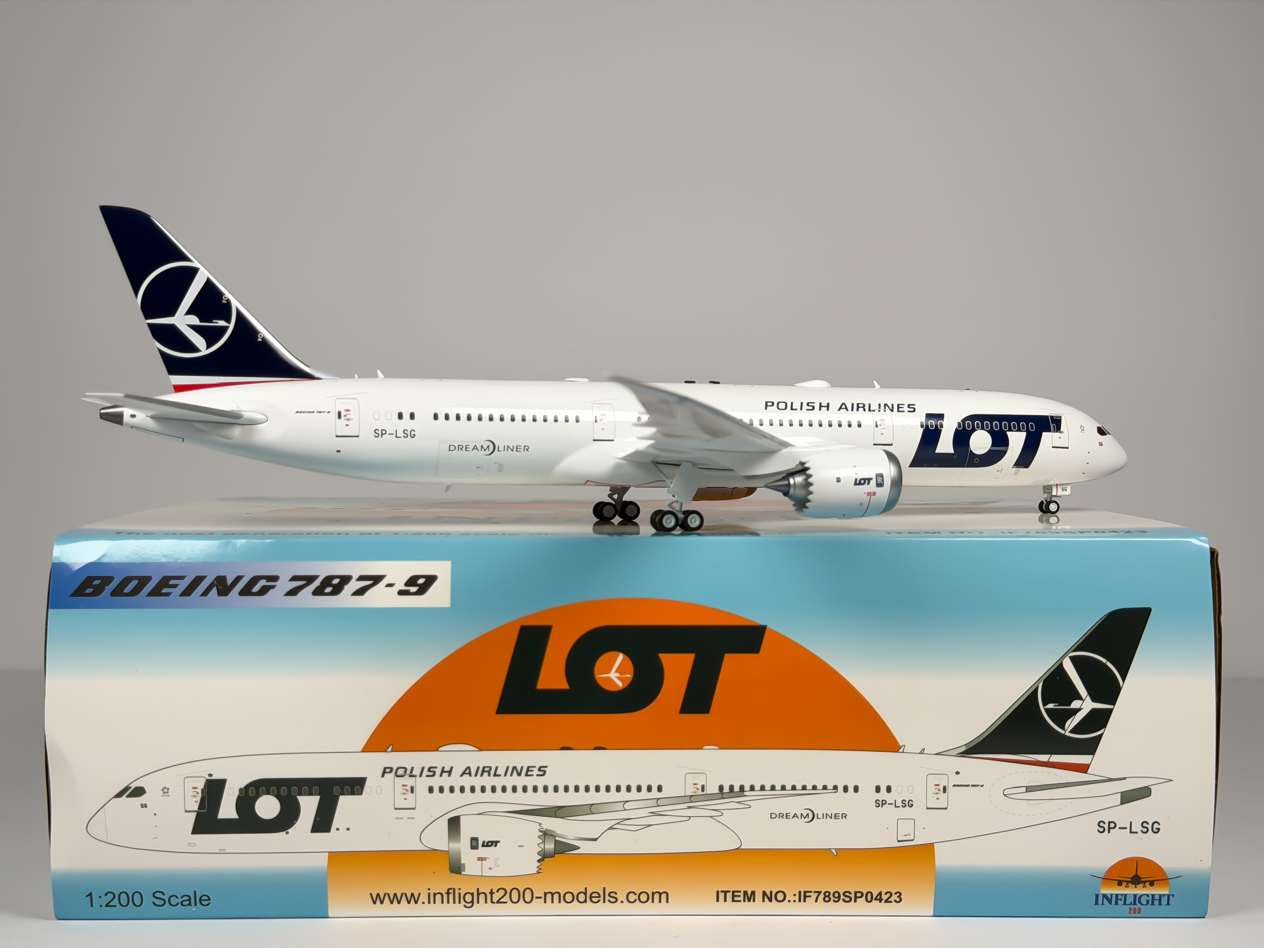 LOT Polish Airlines Boeing 787-9 1:200 Inflight200 SP-LSG (IF789SP0423)