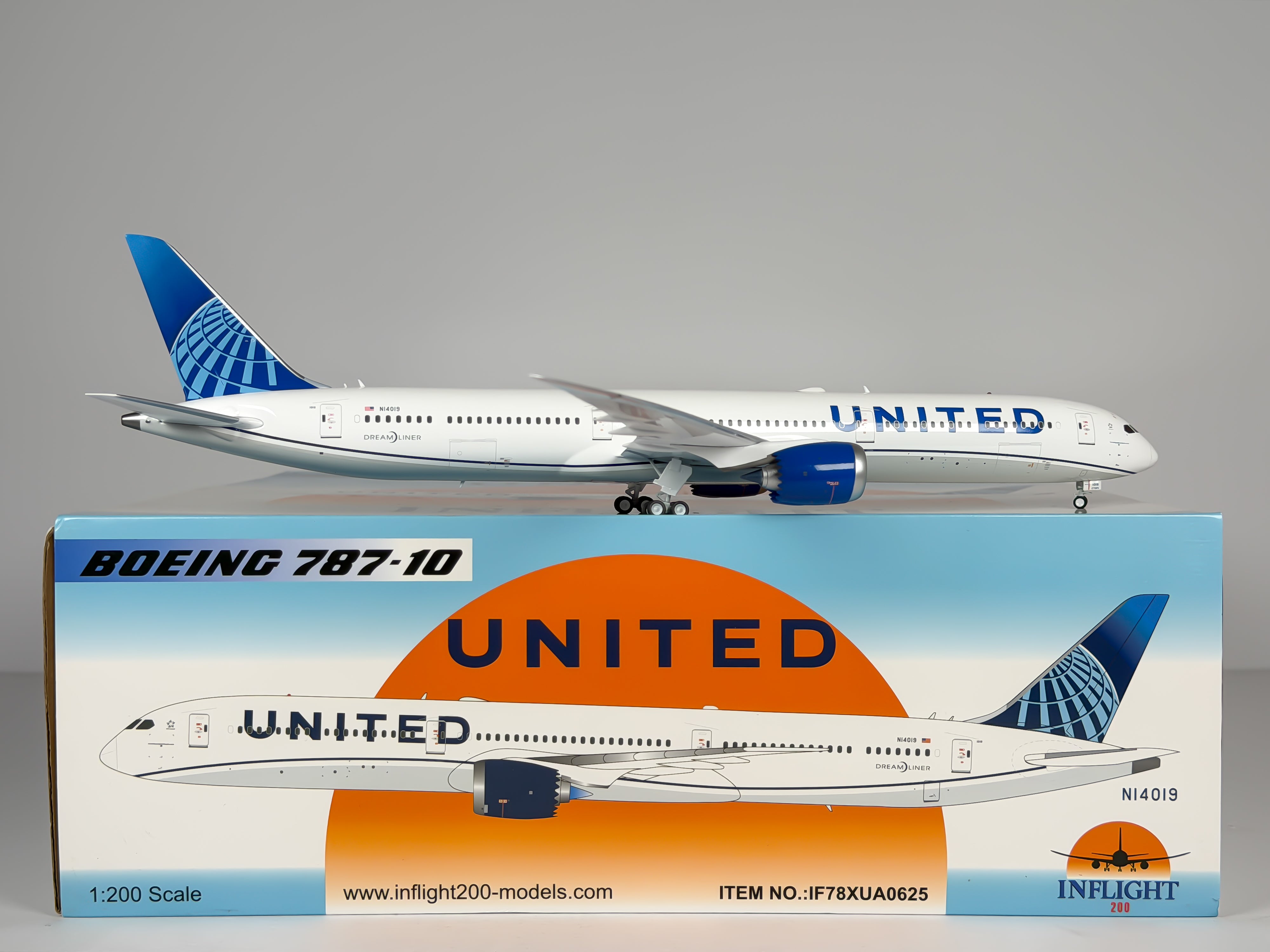 United Airlines Boeing 787-10 1:200 Inflight200 N14019 (IF78XUA0625)