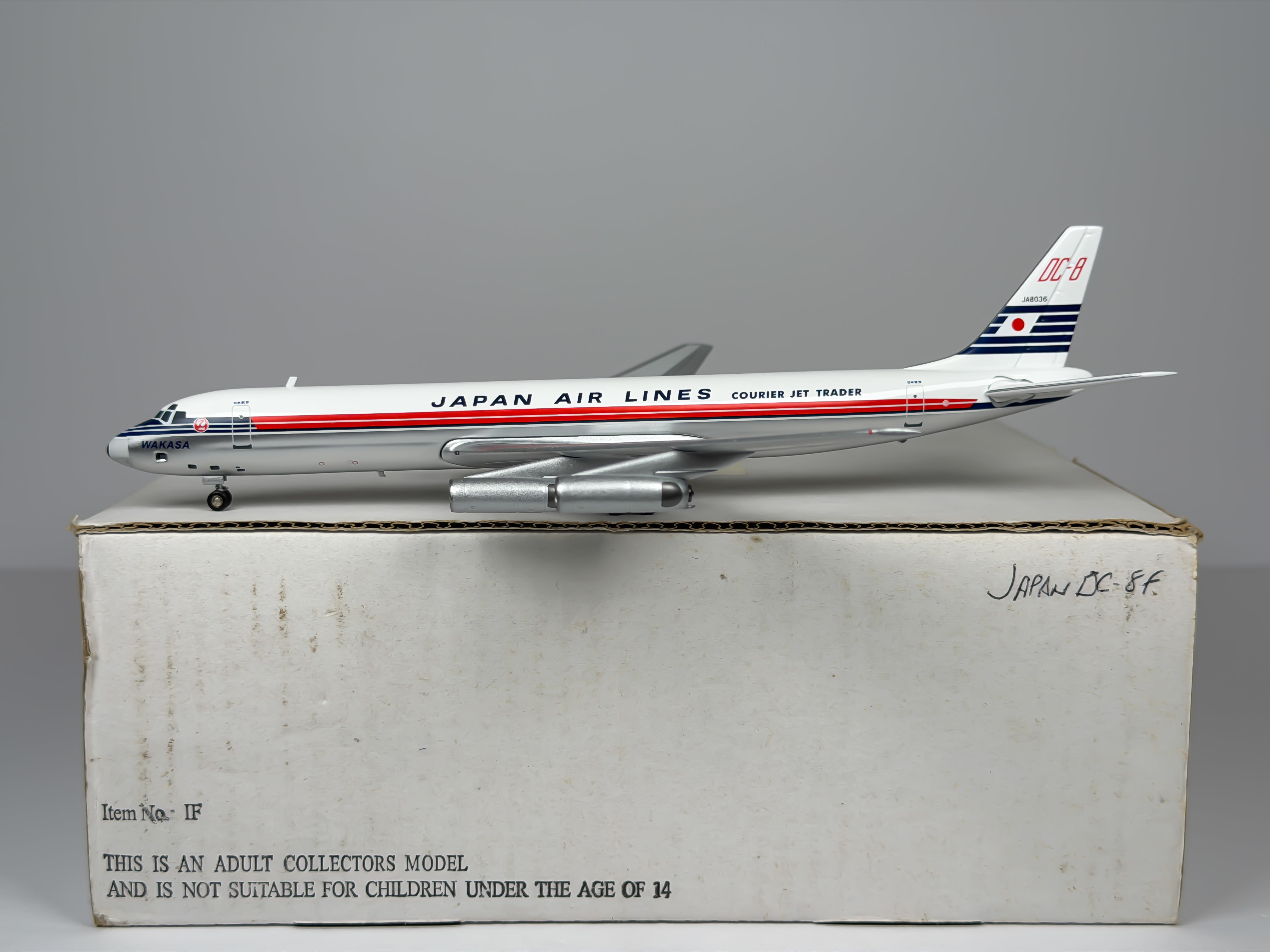 Japan Airlines (JAL) Douglas DC-8-62 1:200 Inflight200 JA8036 (IF80002B)