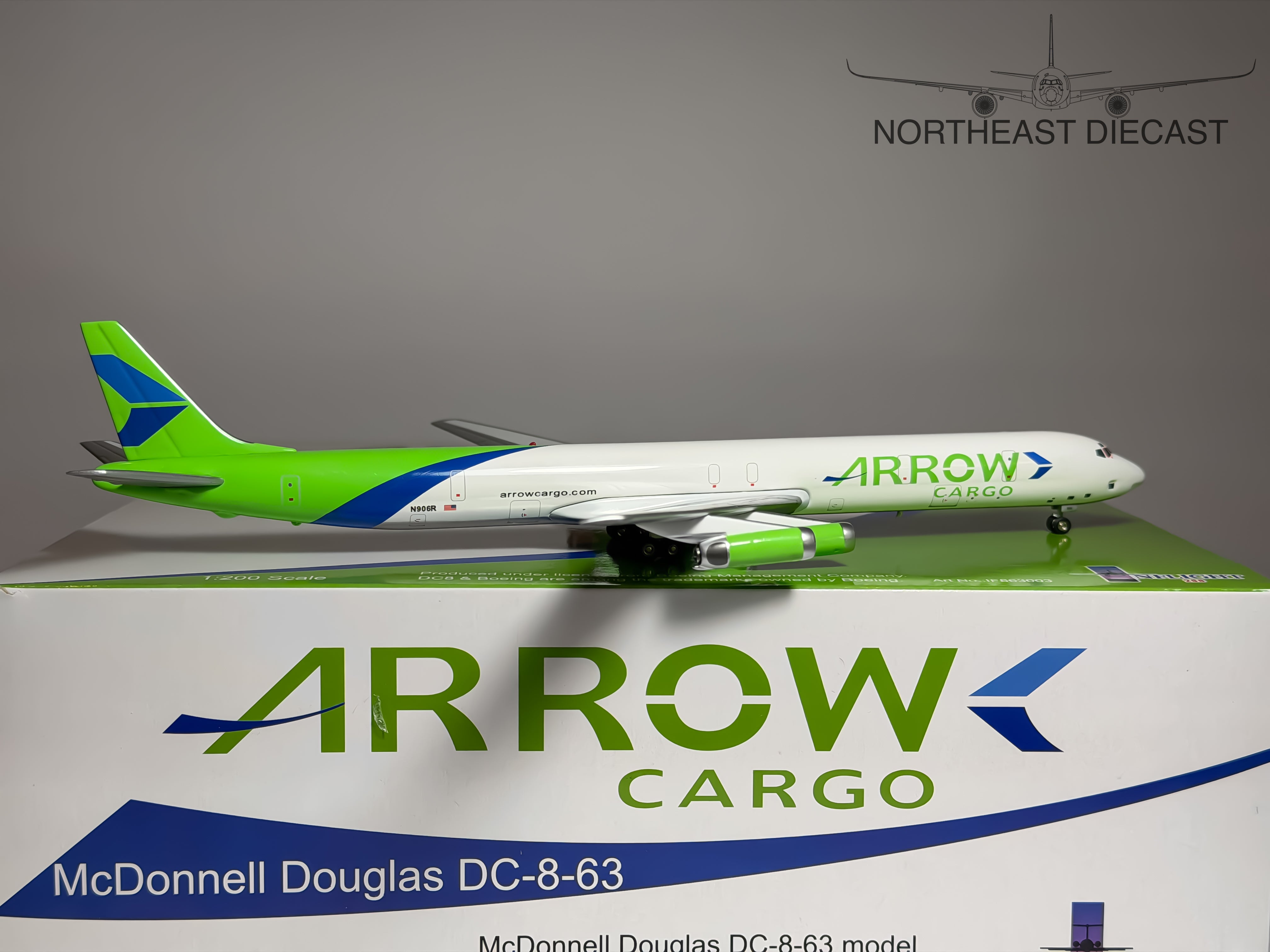 Arrow Air Douglas DC-8-63F 1:200 Inflight200 N906R (IF863003)