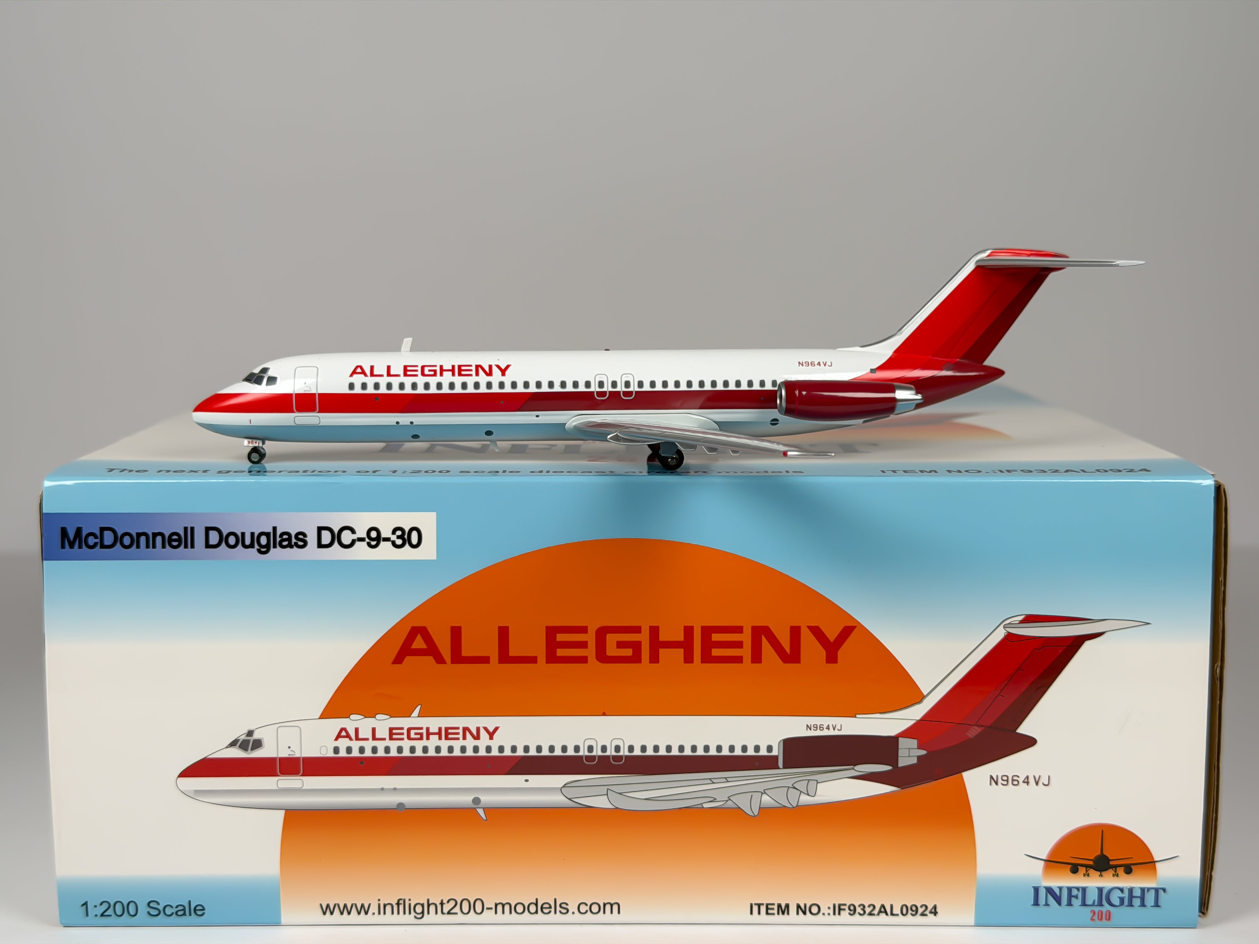 Allegheny Airlines Douglas DC-9-30 1:200 Inflight200 N964VJ (IF932AL0924)