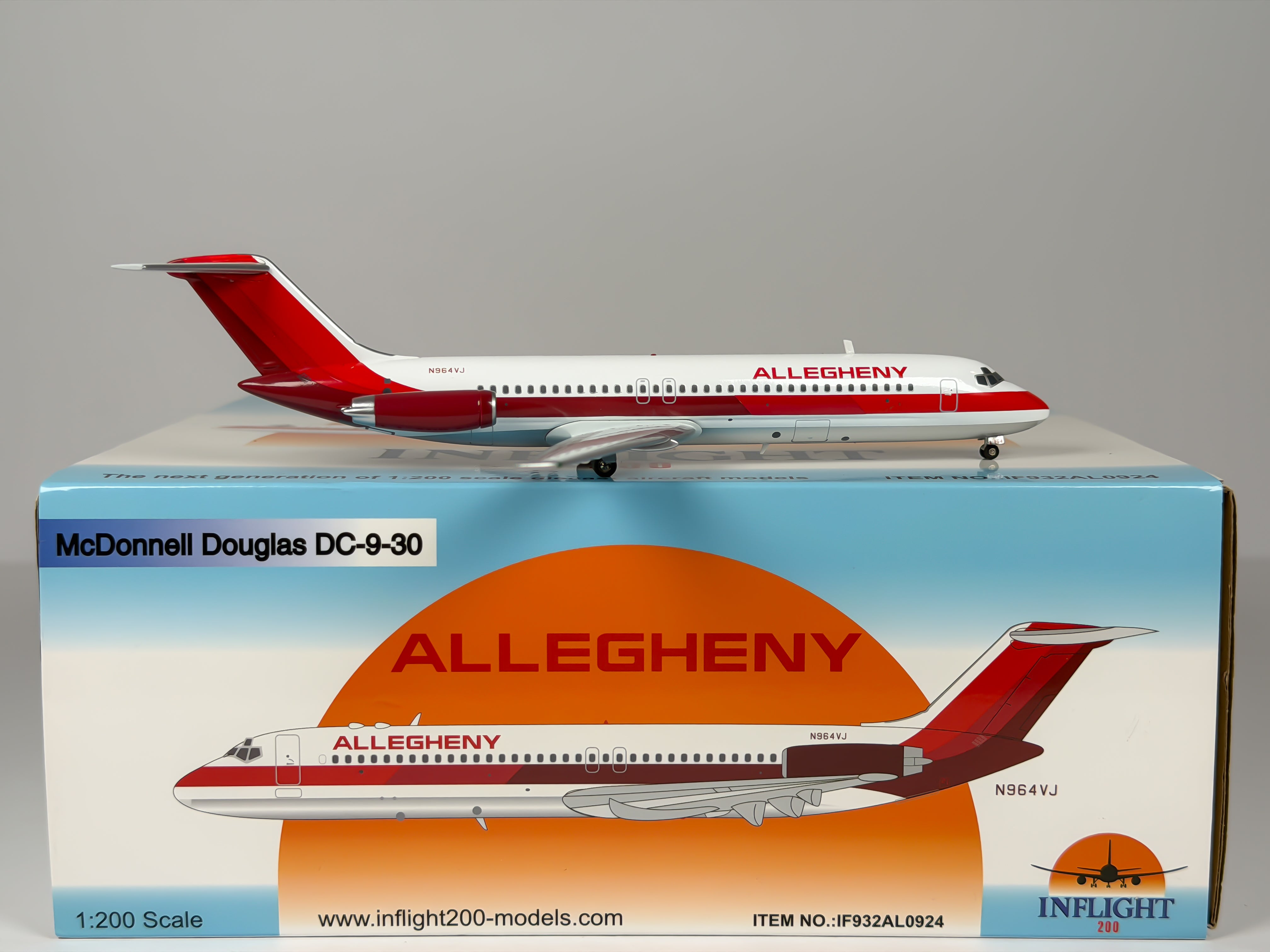 Allegheny Airlines Douglas DC-9-30 1:200 Inflight200 N964VJ (IF932AL0924)