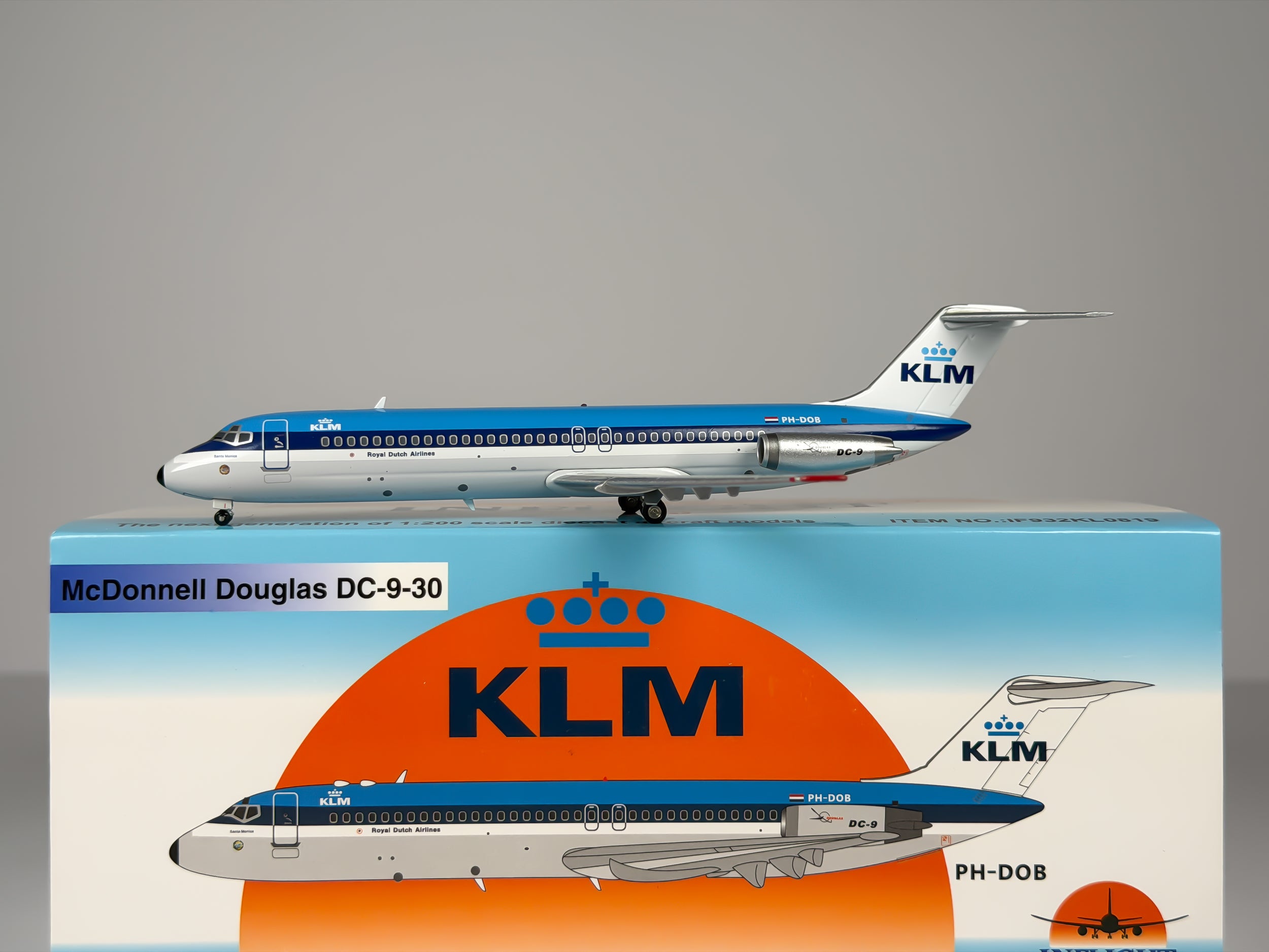 KLM Royal Dutch Airlines Douglas DC-9-30 1:200 Inflight200 PH-DOB (IF932KL0819)