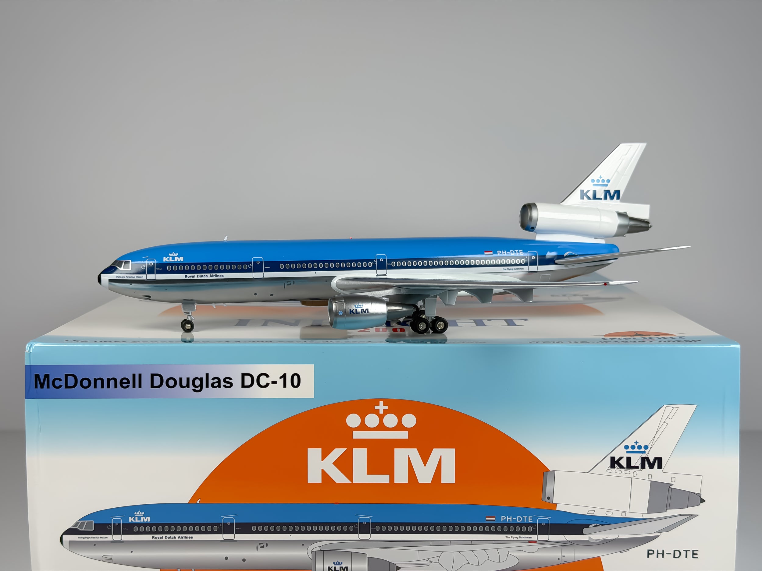 KLM Royal Dutch Airlines McDonnell Douglas DC-10-30 1:200 Inflight200 PH-DTB (IFDC101014P)