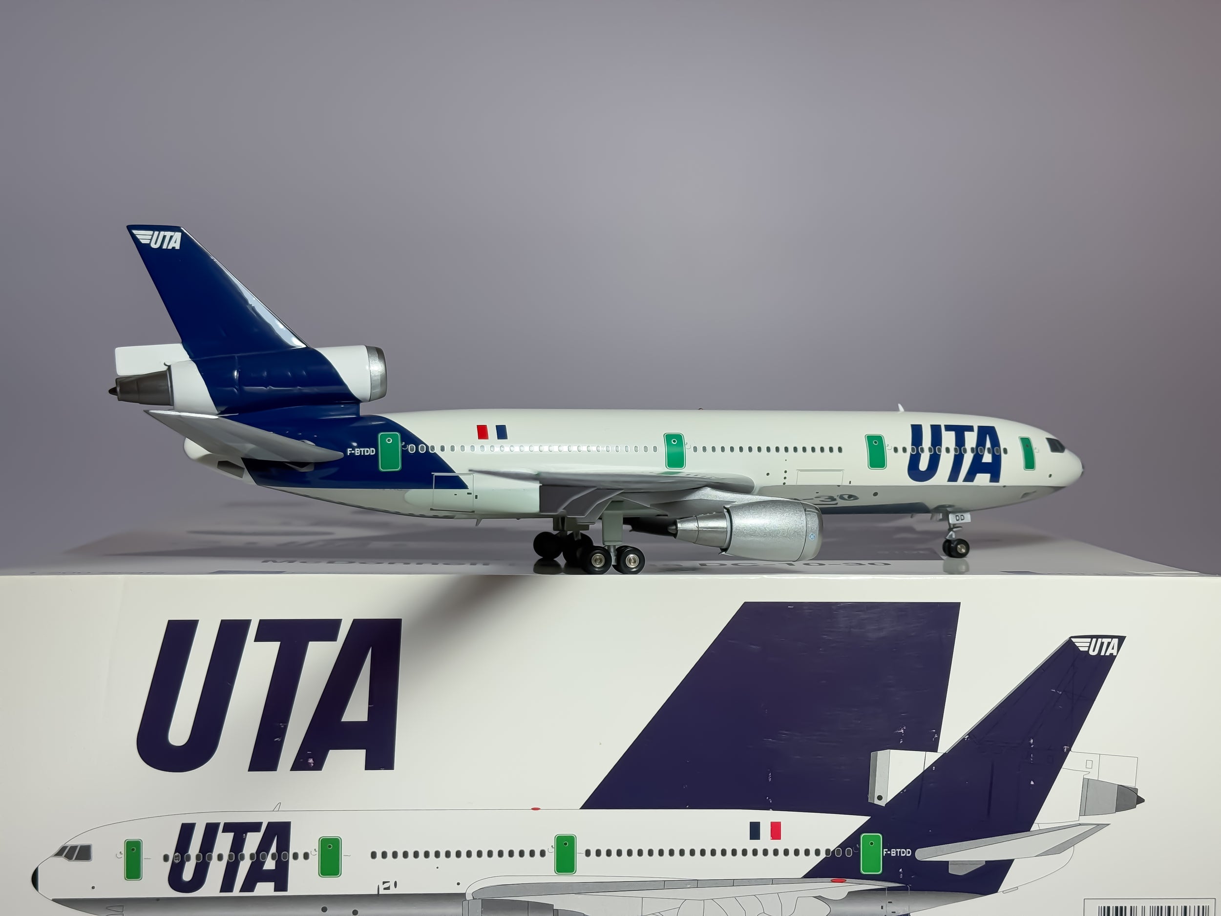 Union de Transports Aeriens (UTA) McDonnell Douglas DC-10-30 1:200 Inflight200 F-BTDD (IFDC101215P)