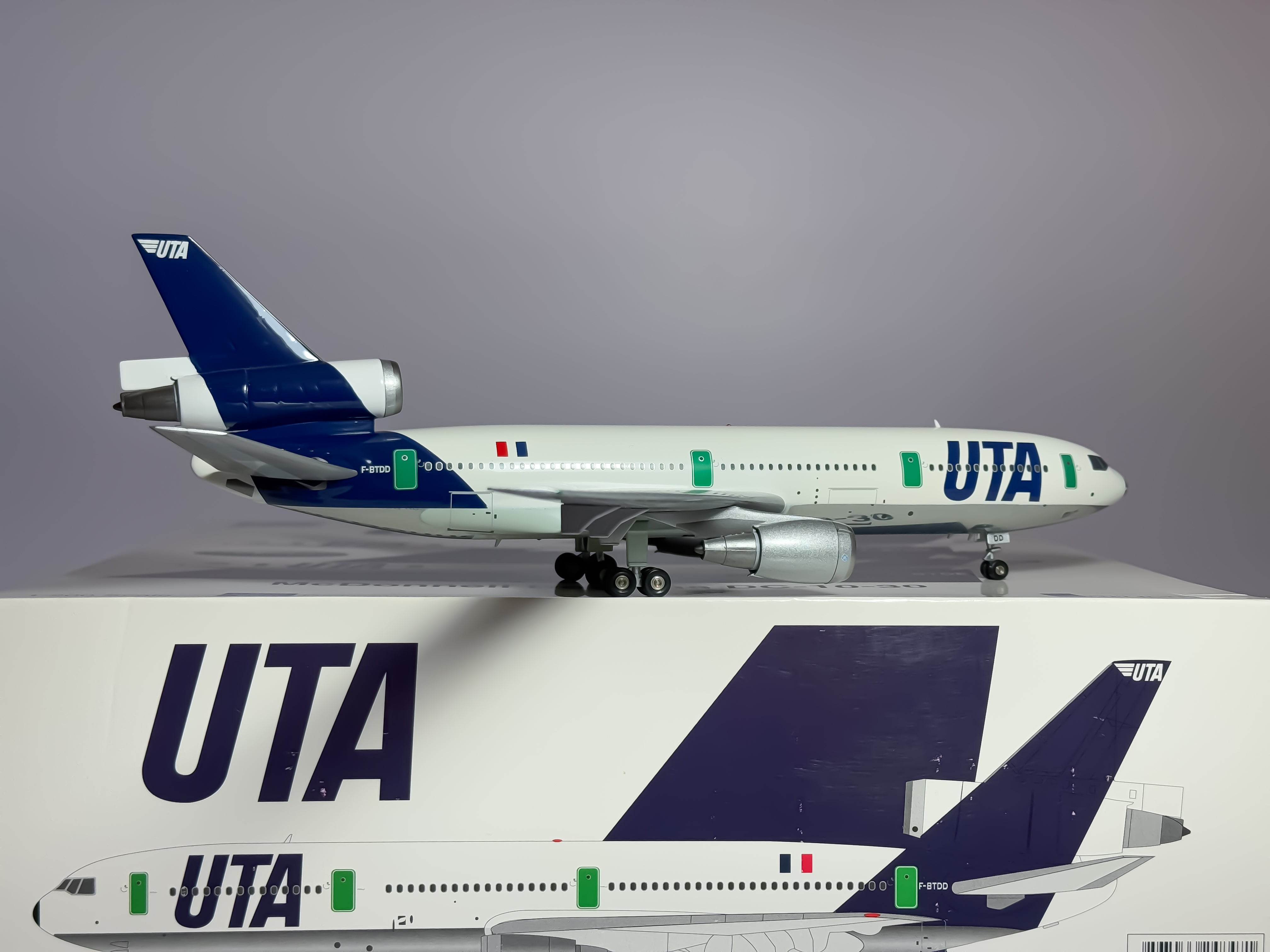 Union de Transports Aeriens (UTA) McDonnell Douglas DC-10-30 1:200 Inflight200 F-BTDD (IFDC101215P)