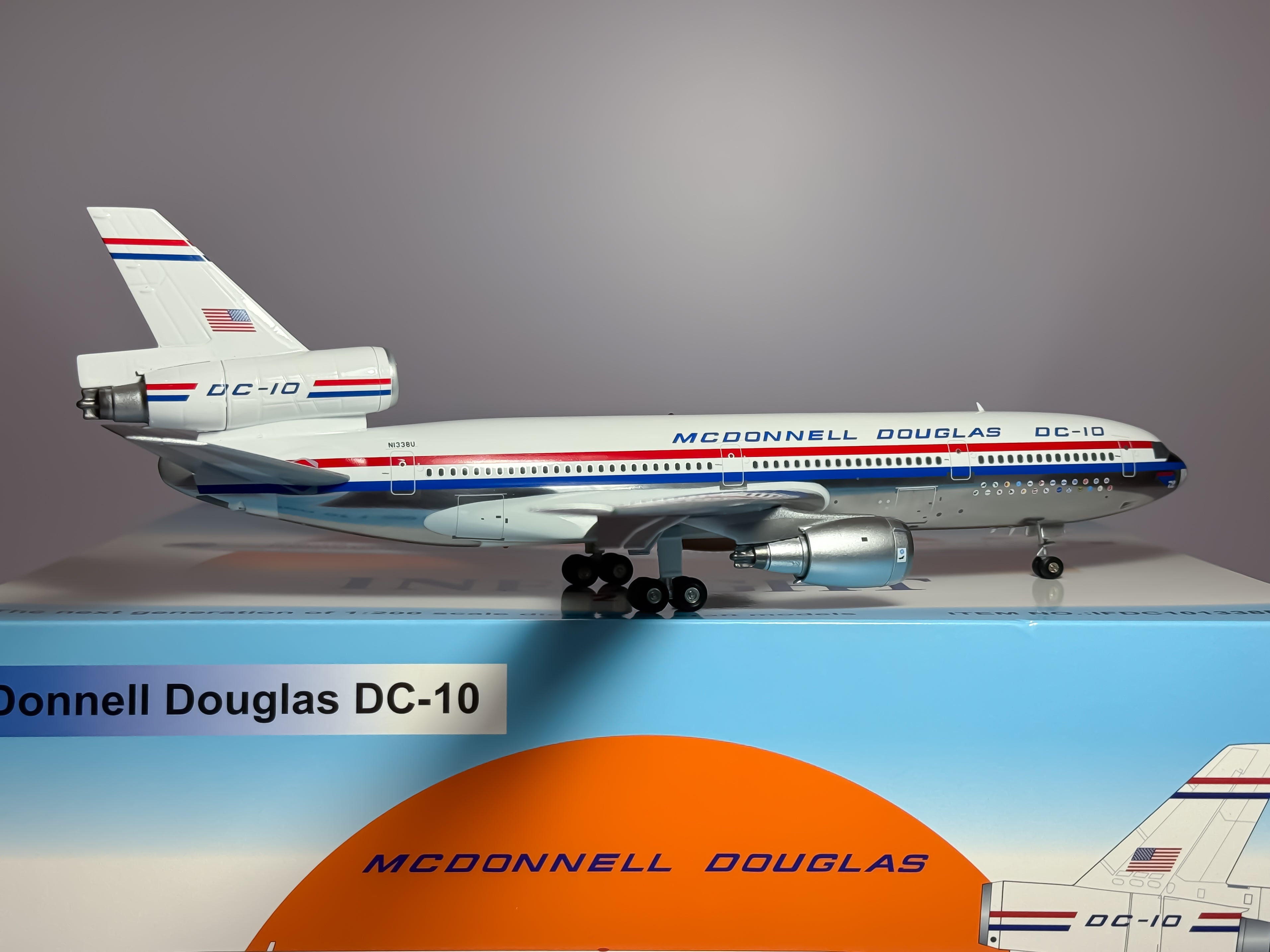 McDonnell Douglas House McDonnell Douglas DC-10-10 1:200 Inflight200 N1338U (IFDC101338P)