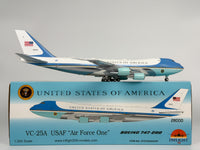 U.S Air Force (USAF) Boeing 747 (VC-25) 1:200 InFlight200 82-8000 (IFVC25A0222P)