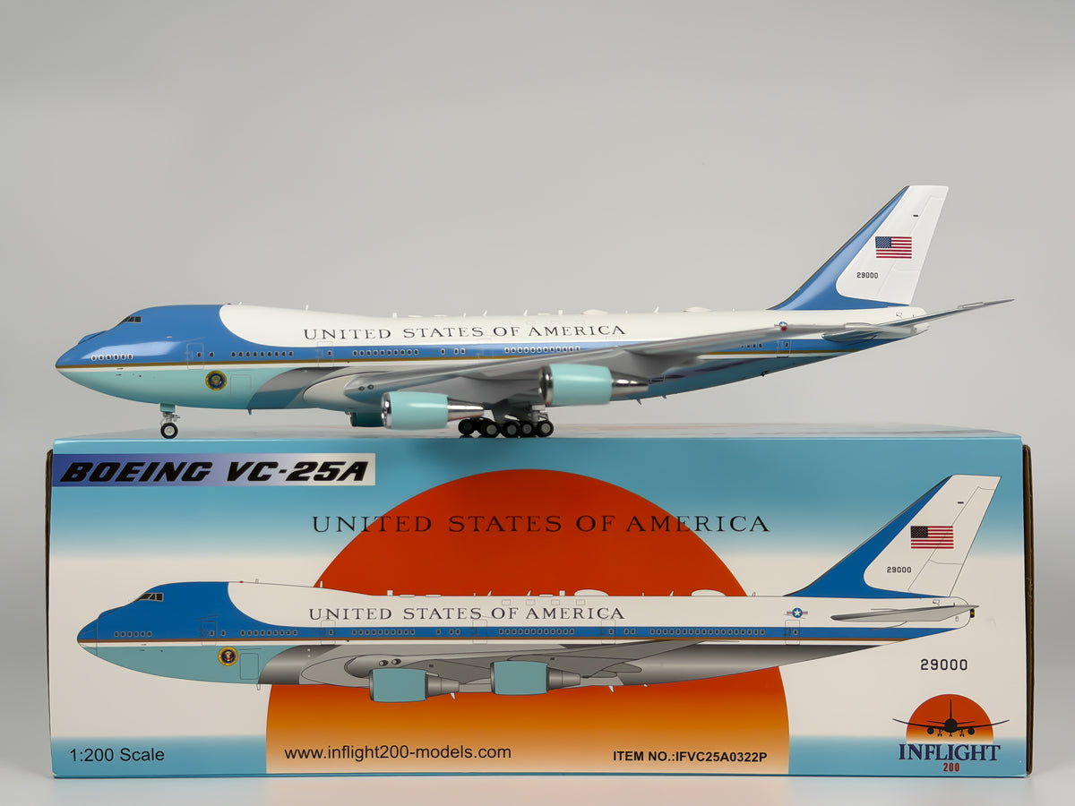 U.S Air Force (USAF) Boeing 747 (VC-25) 1:200 InFlight200 92-9000 (IFVC25A0322P)