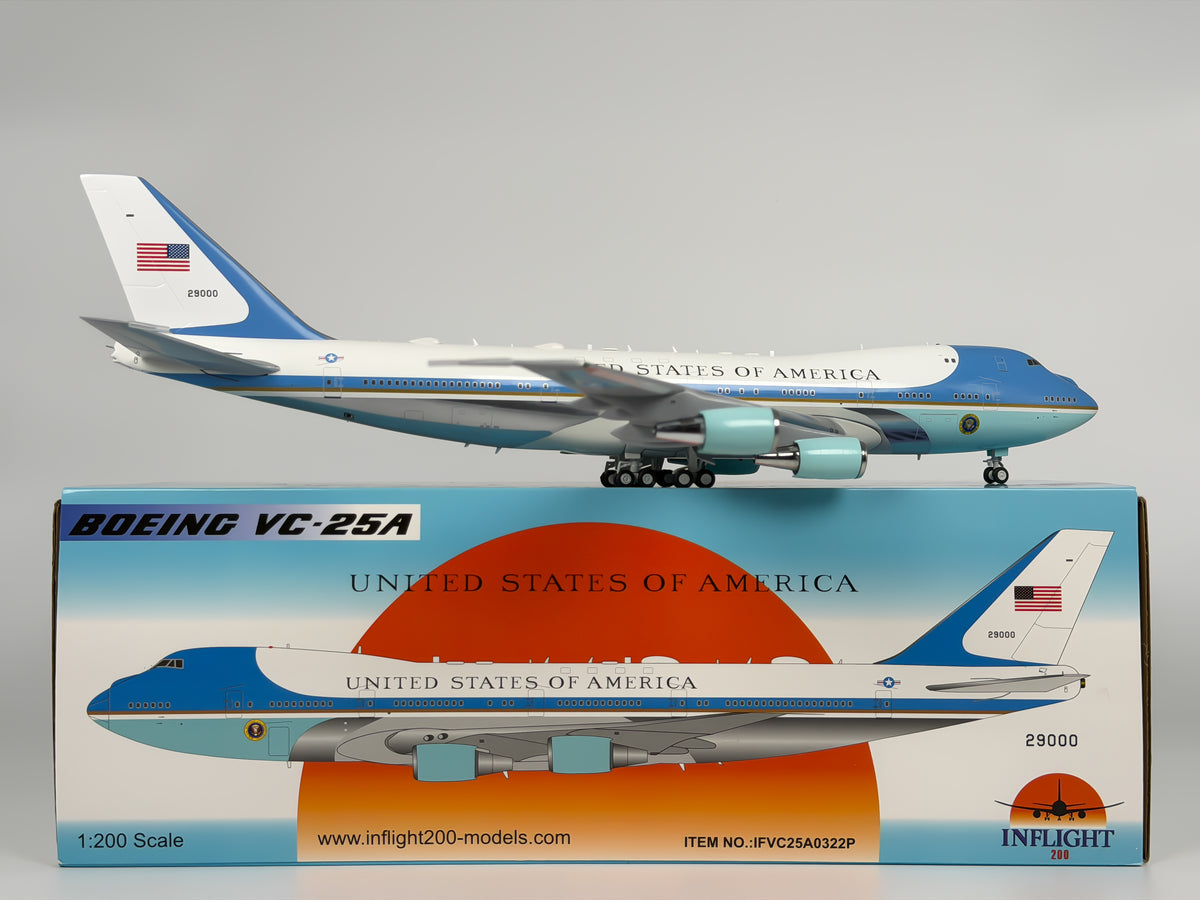 U.S Air Force (USAF) Boeing 747 (VC-25) 1:200 InFlight200 92-9000 (IFVC25A0322P)