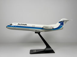 1:72 Altair Fokker F28 (N555A) - Blue Cheatline | IMC Modelworks