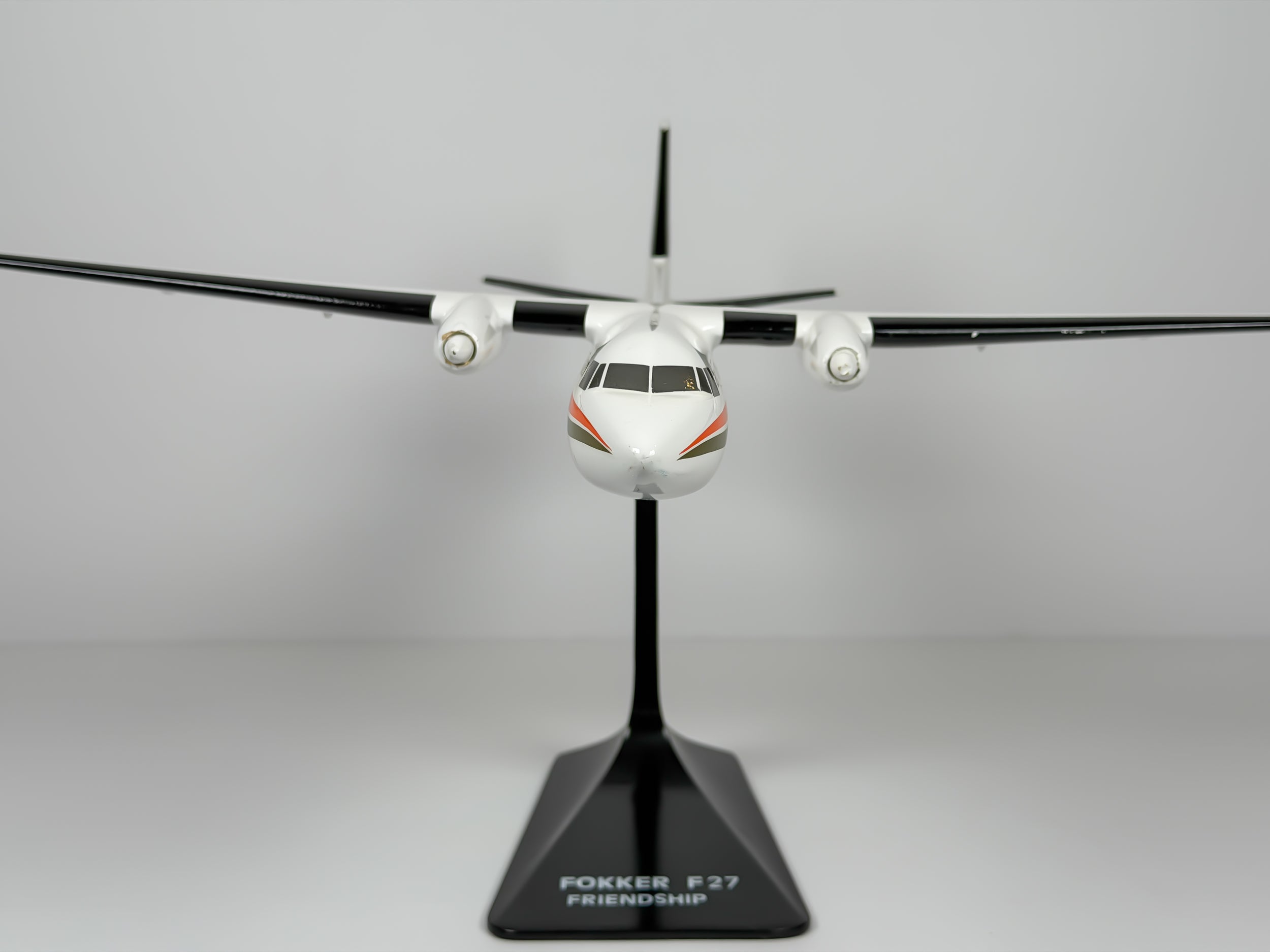 1:72 Air Wisconsin Fokker F-27 | IMC Modelworks