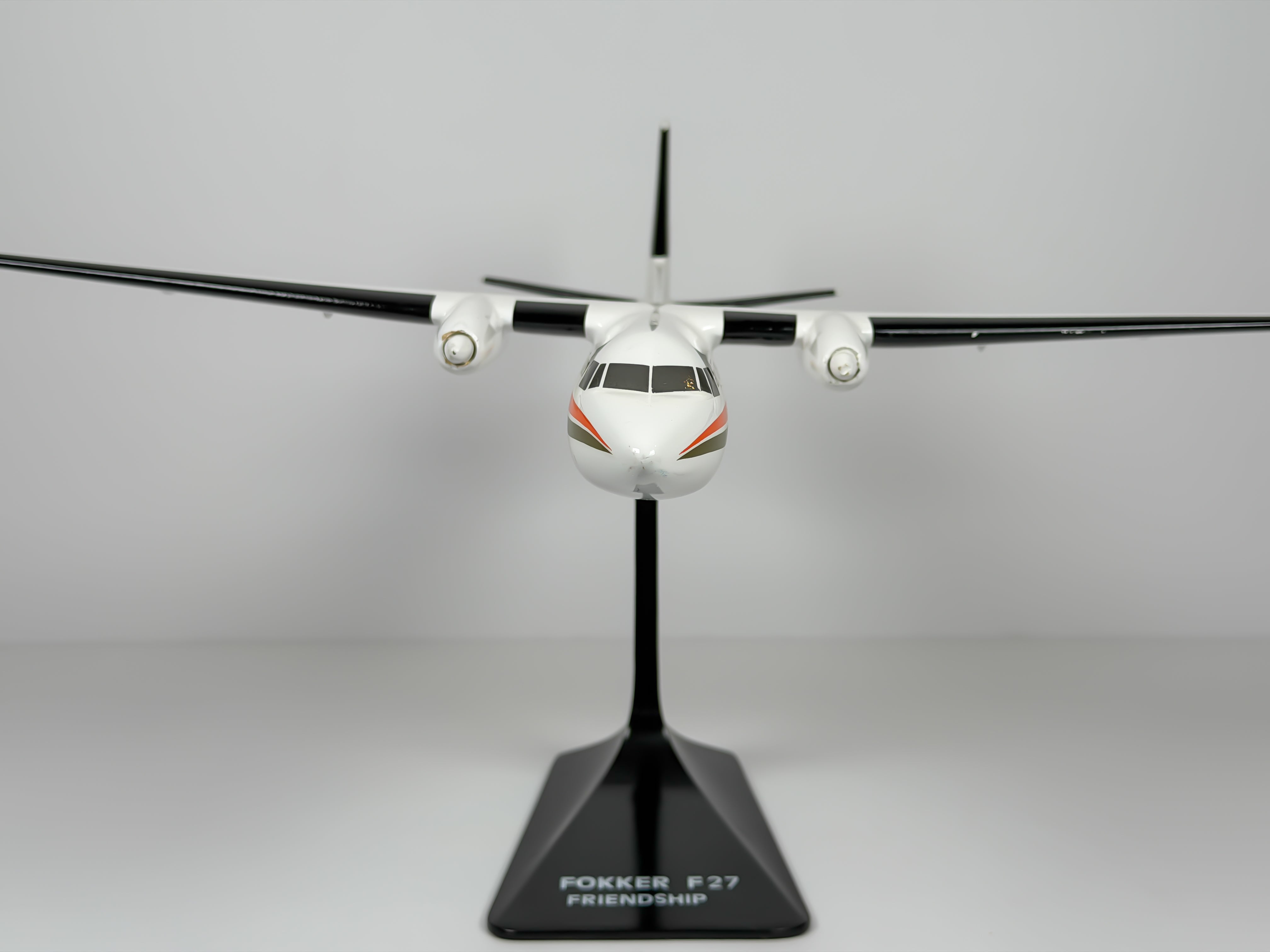 1:72 Air Wisconsin Fokker F-27 | IMC Modelworks