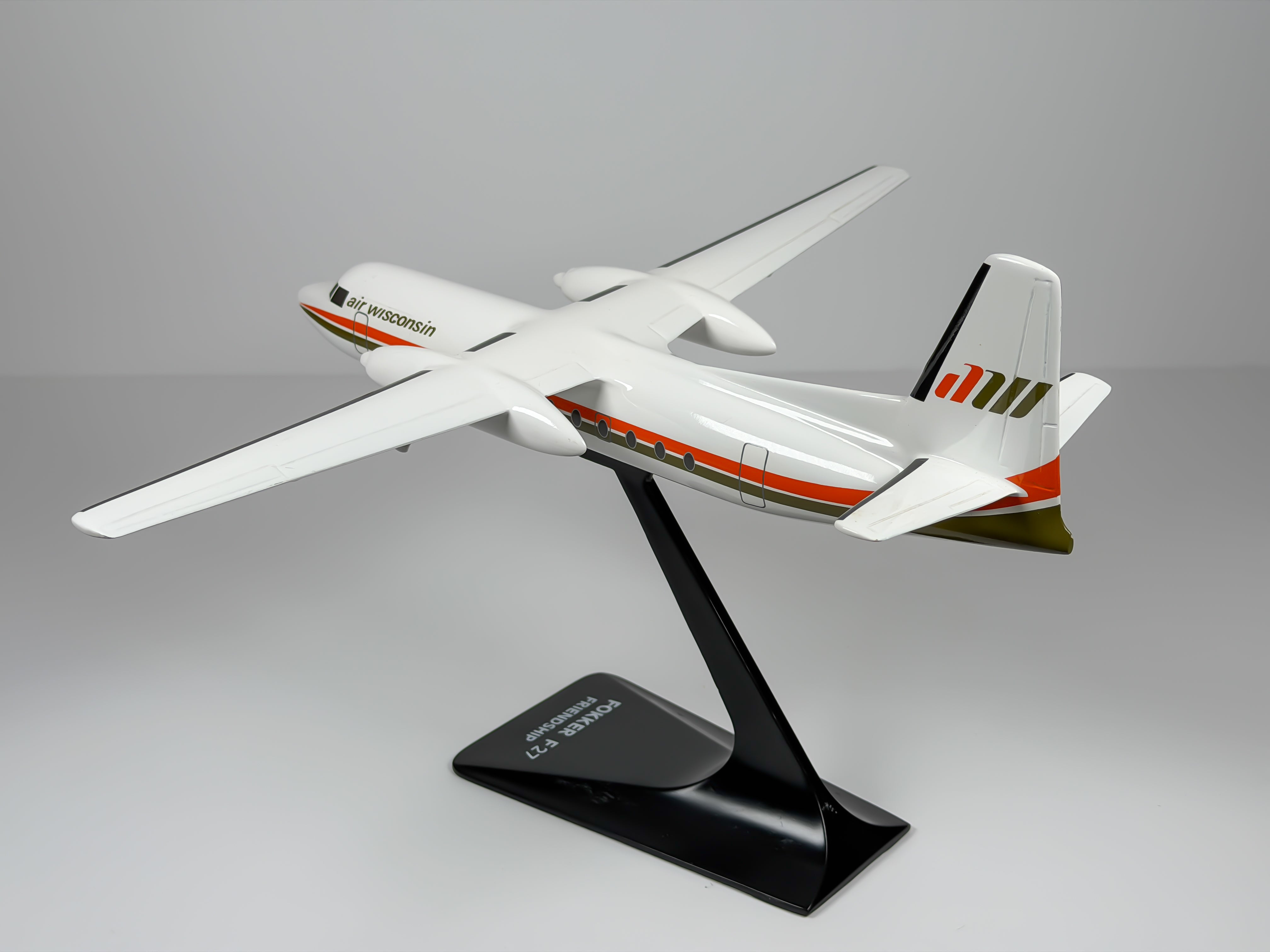 1:72 Air Wisconsin Fokker F-27 | IMC Modelworks