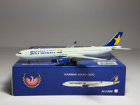 Phoenix Model 1:400 SKYMARK Airbus A330-300 JA3303 PHX1514
