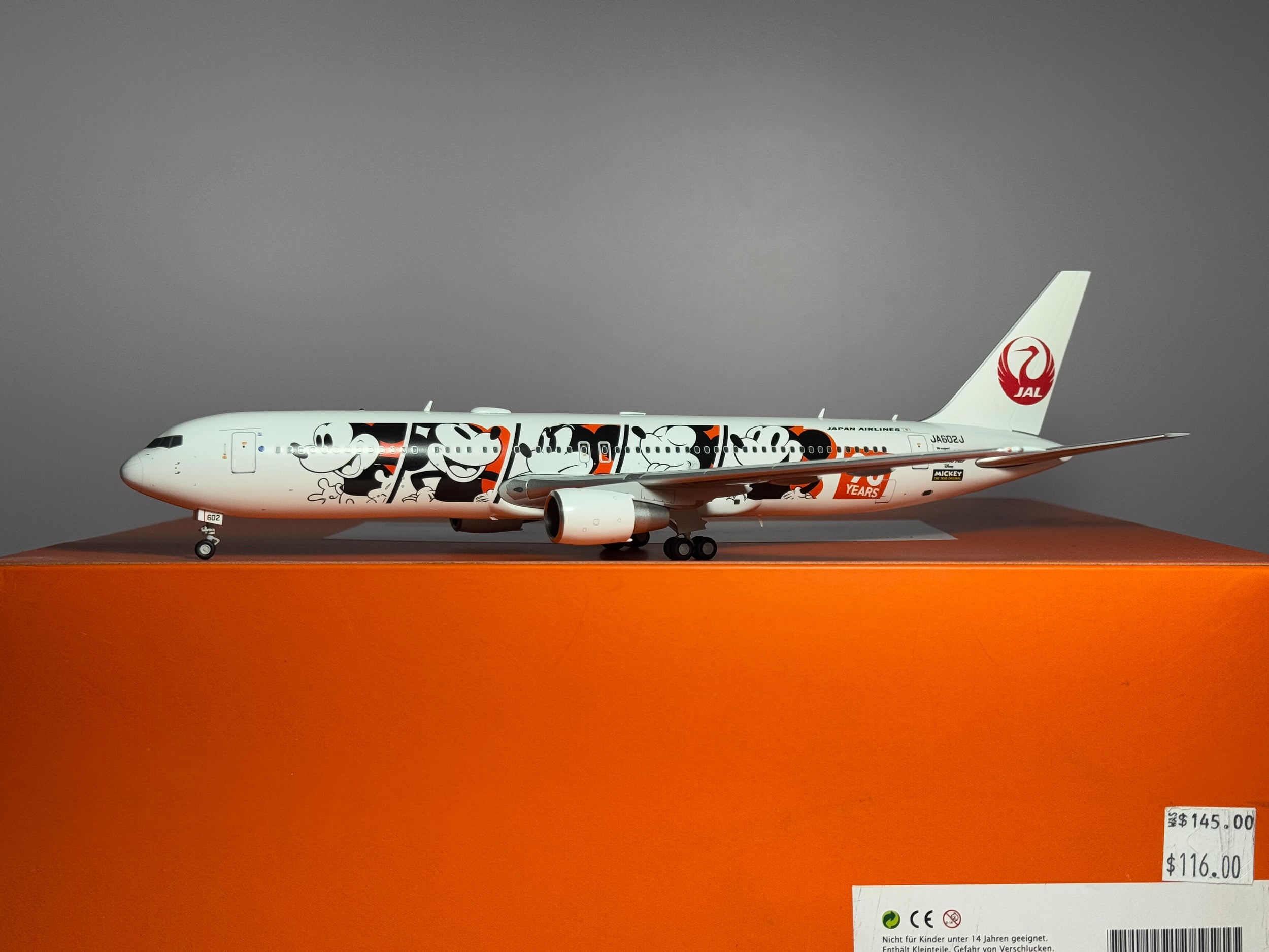 JC Wings 1:200 Japan Airlines Boeing 767-300 JA602J Mickey 90 Years EW2763004