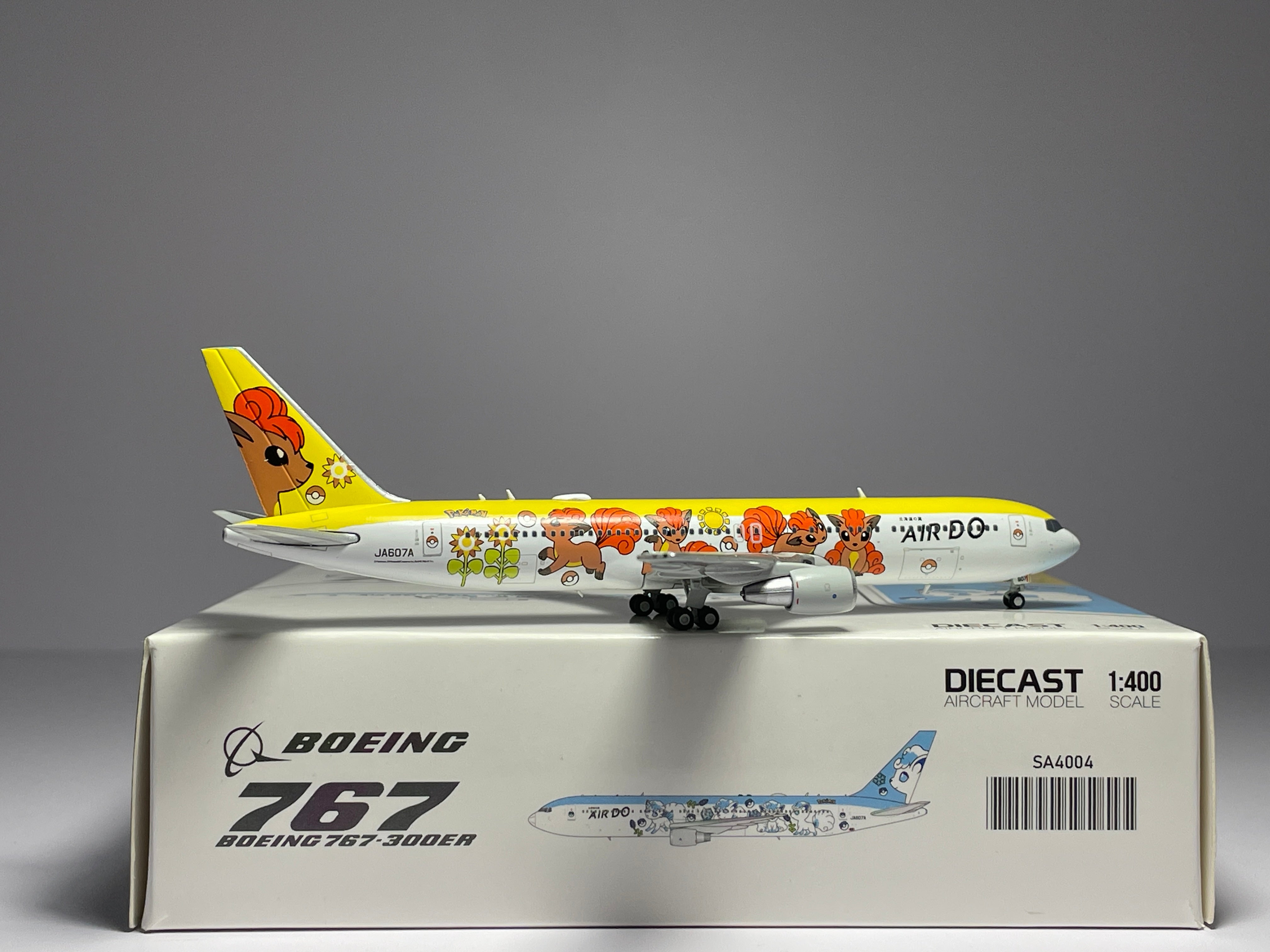 Air Do Boeing 767-300 1:400 Phoenix Models JA607A (PH404435)