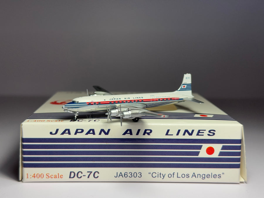 Aeroclassics 1:400 JAL Japan Air Lines Douglas DC-7C JA6301 San Francisco ACJA6301